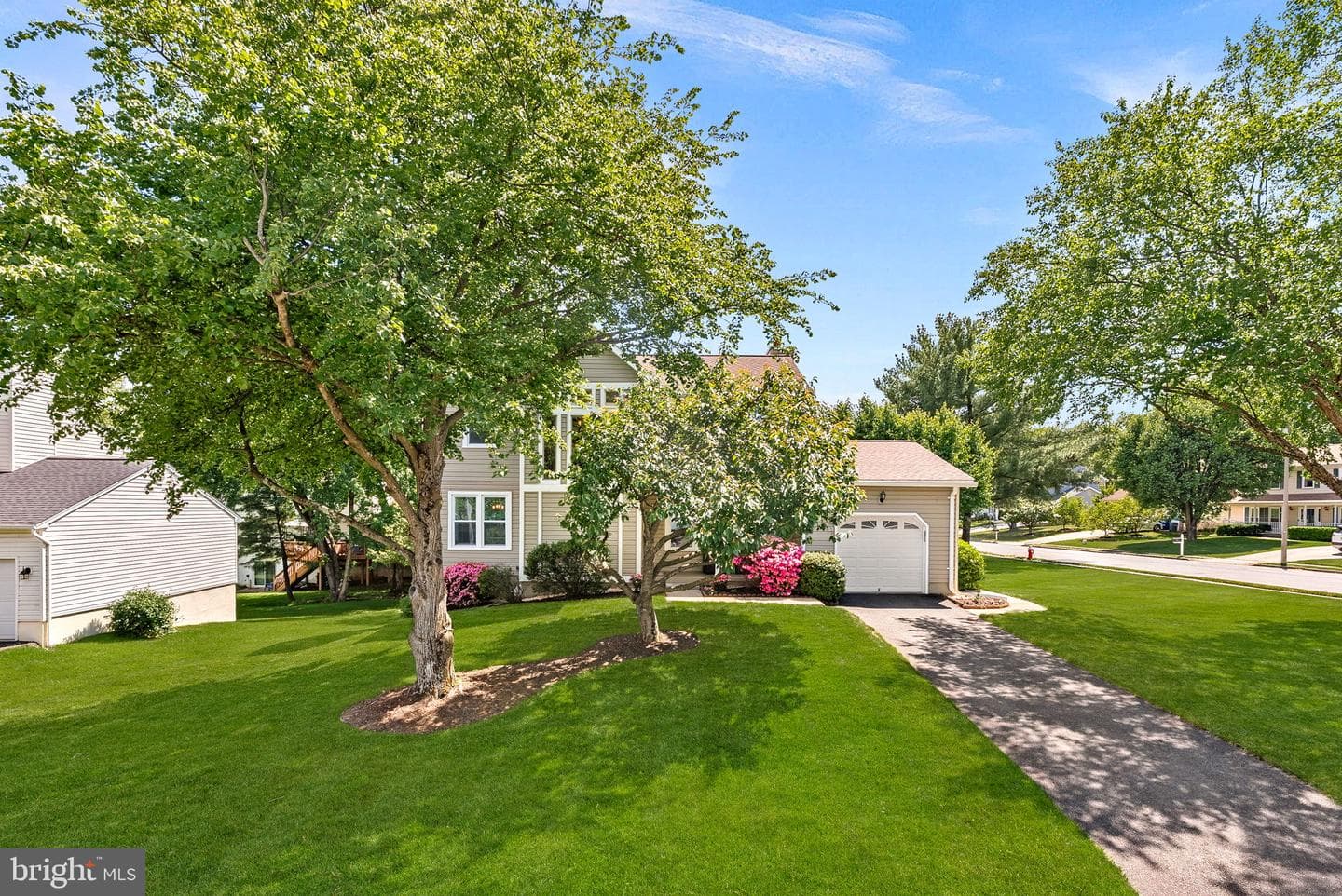 1100 Jeff Ryan Drive photo 2