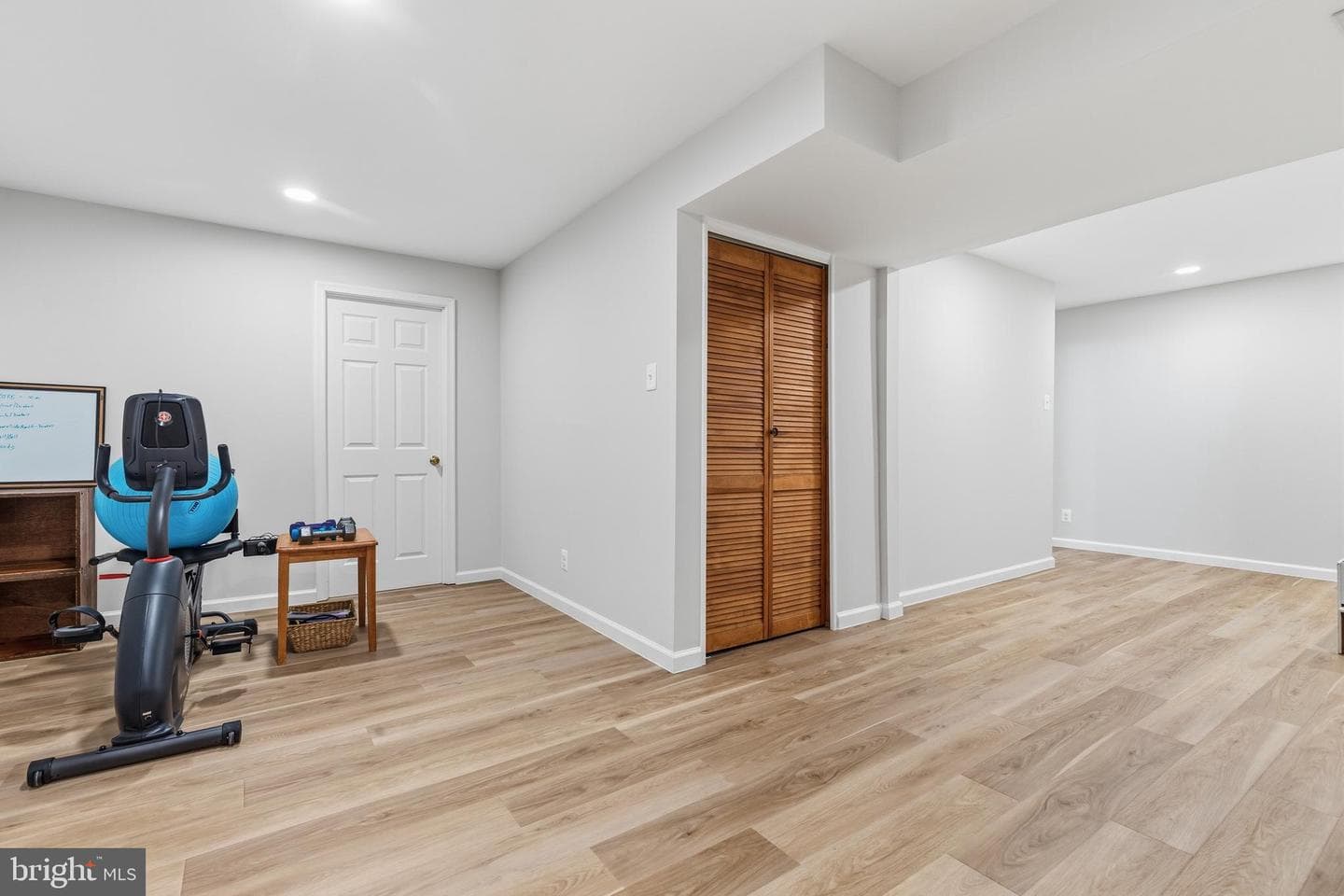 6016 Burnside Landing Drive photo 34