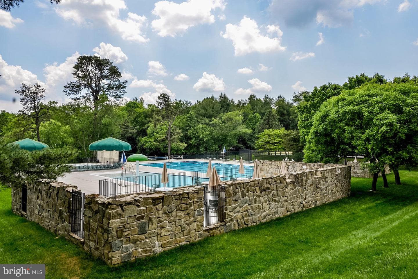 6016 Burnside Landing Drive photo 43