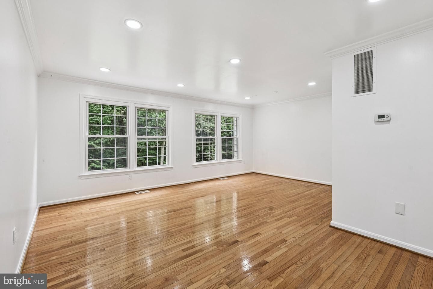 6312 Teakwood Court photo 4