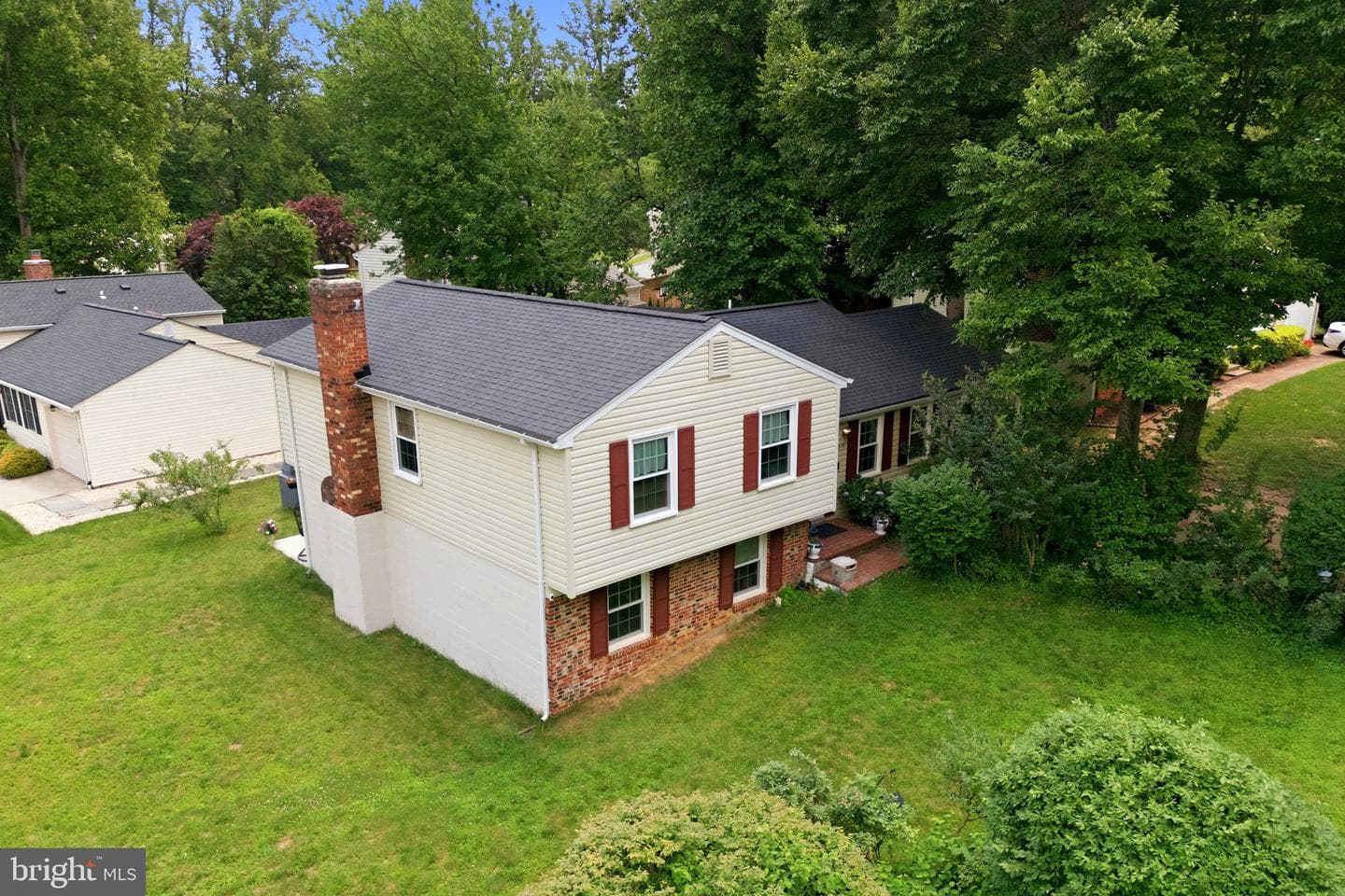 5141 Bradfield Drive, Annandale