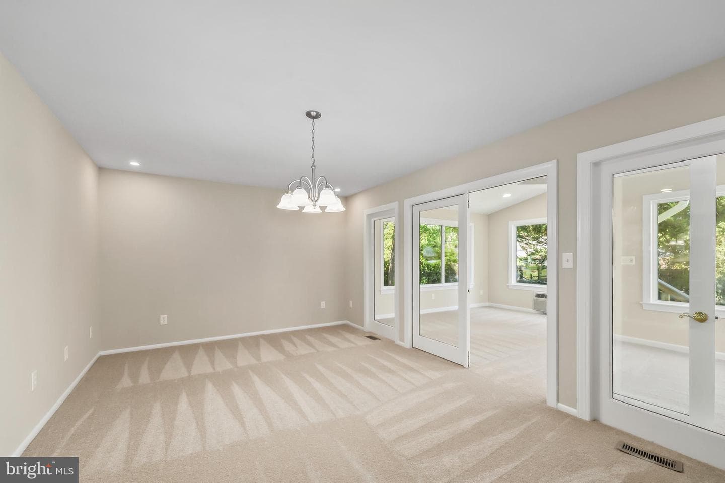6530 Ashlawn Court photo 15