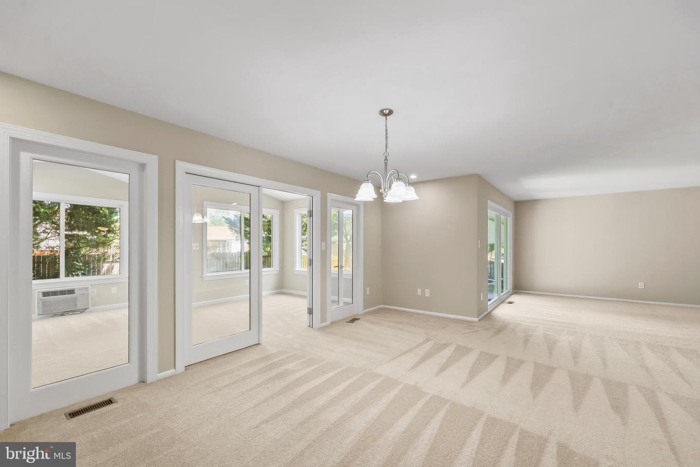 6530 Ashlawn Court photo 17