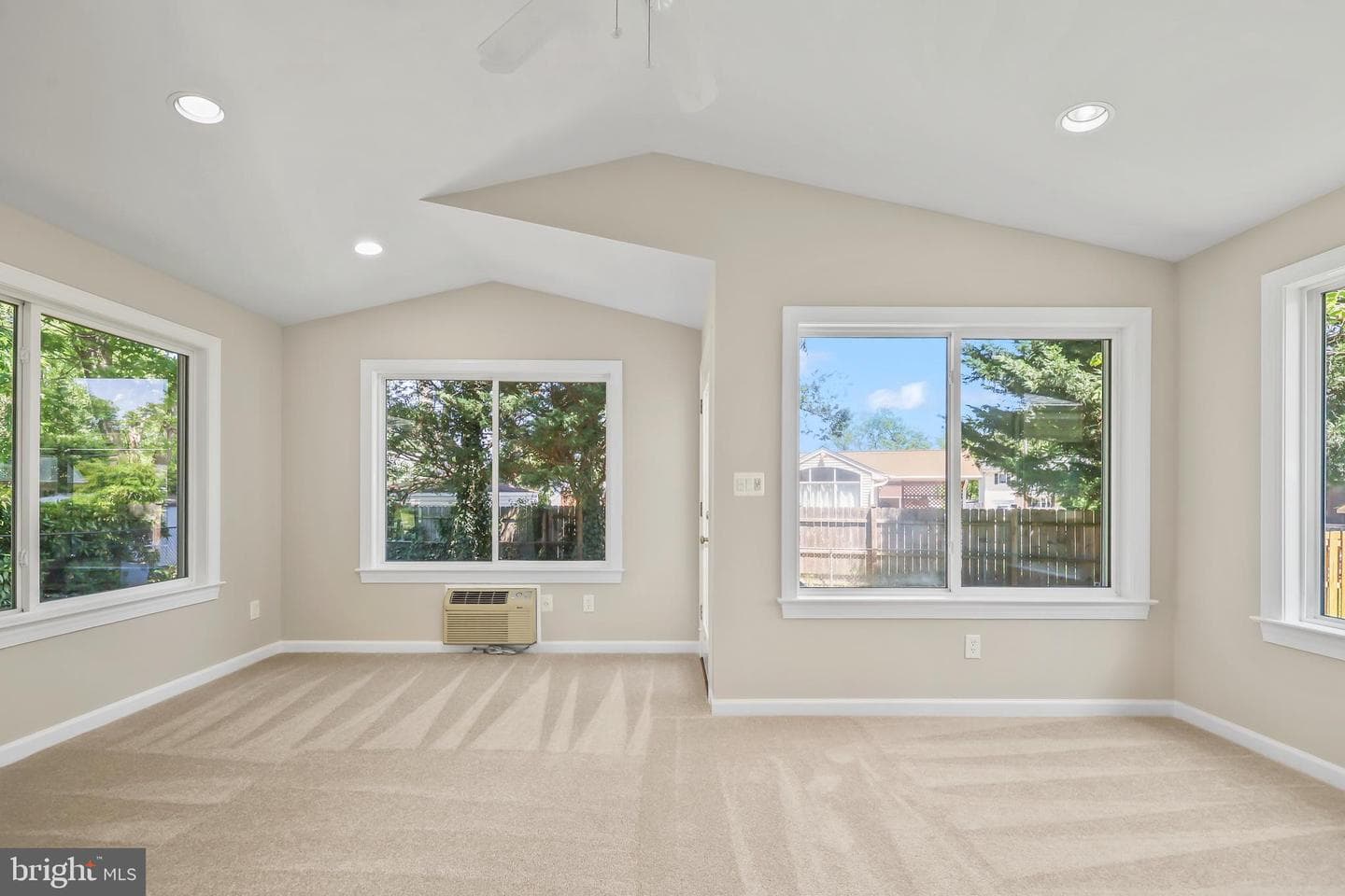 6530 Ashlawn Court photo 18