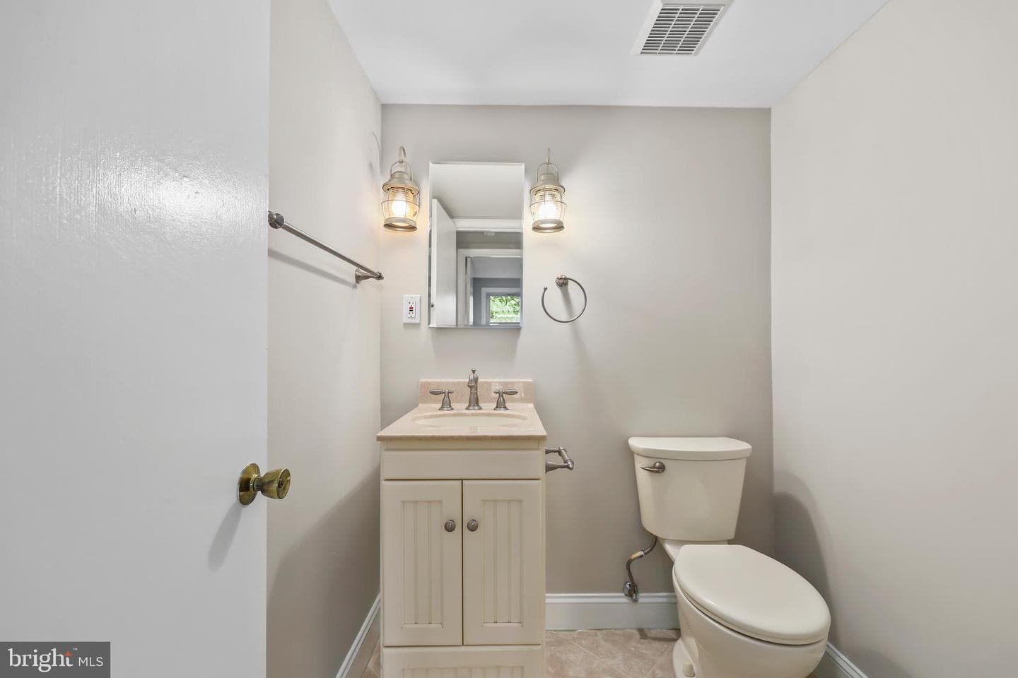 6530 Ashlawn Court photo 38