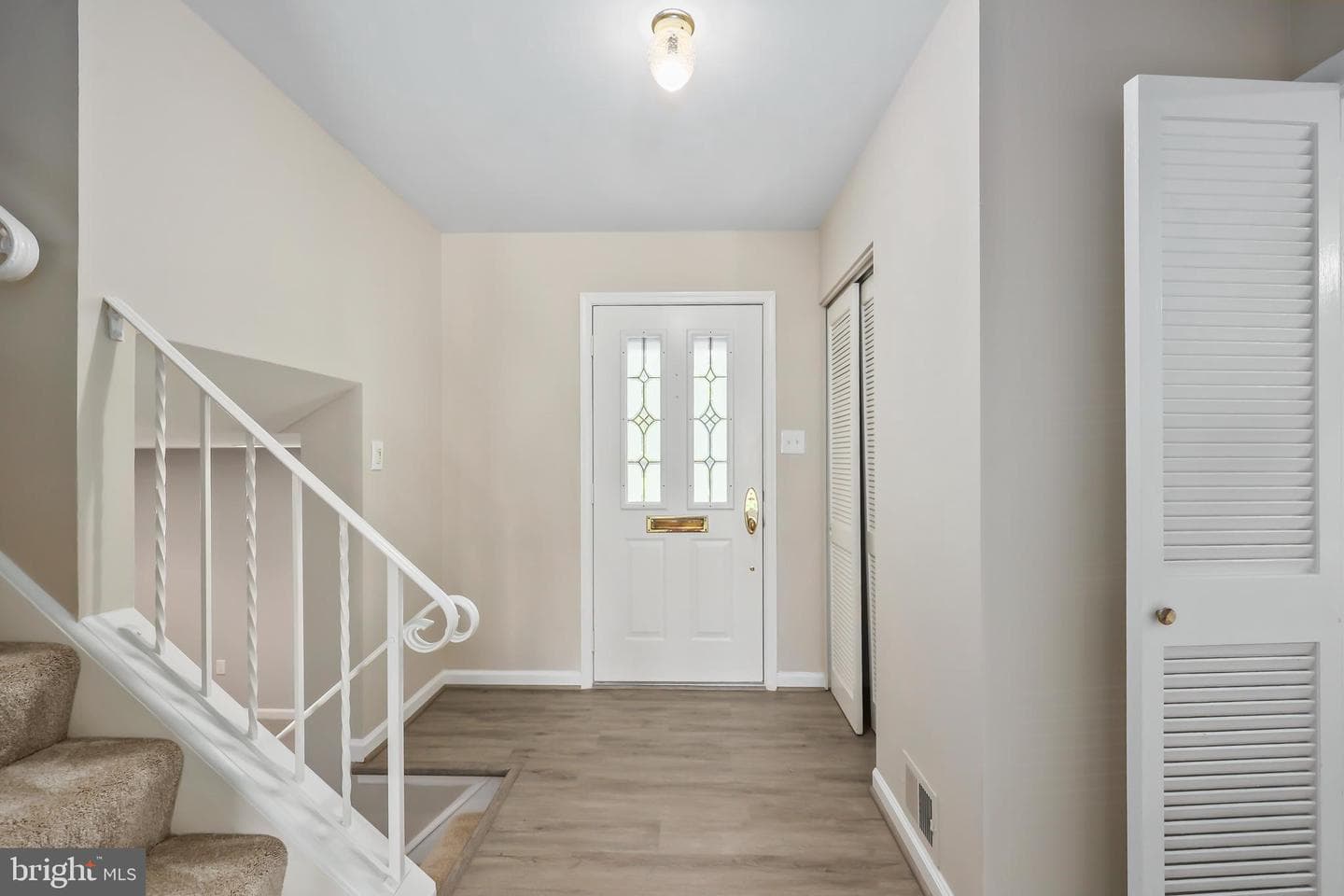 6530 Ashlawn Court photo 5
