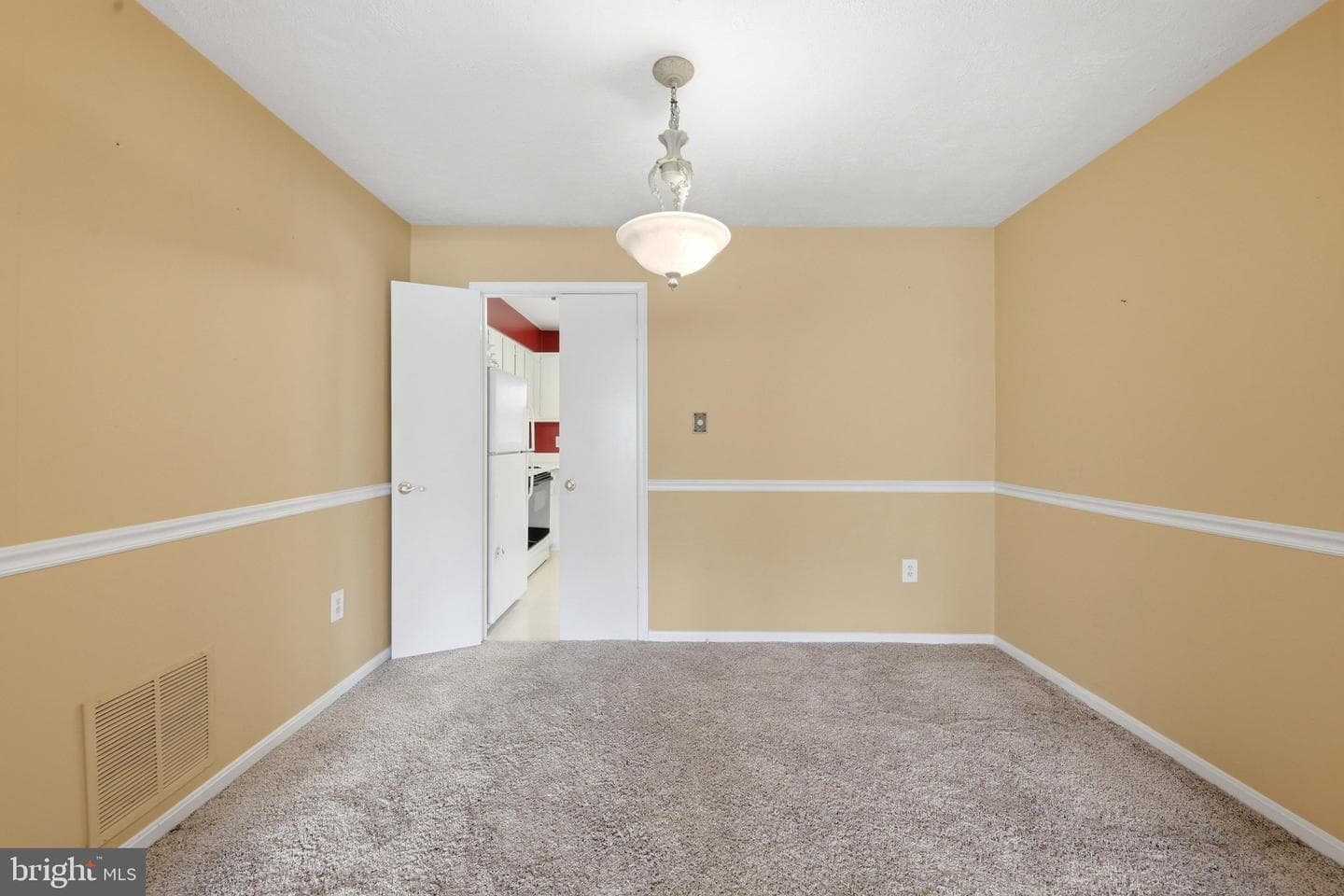 9937 Whitewater Drive photo 12