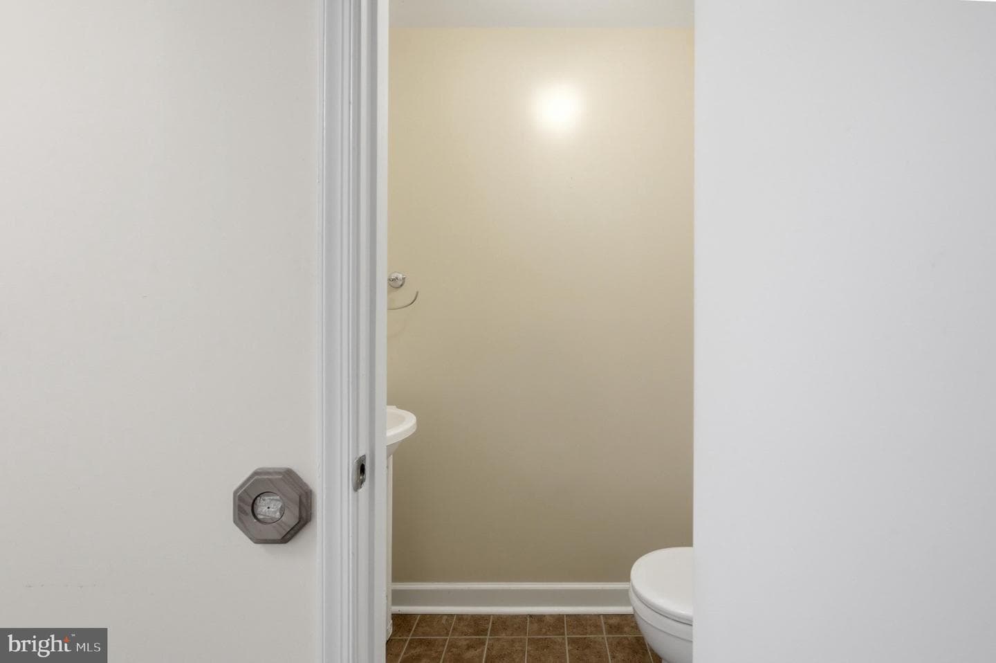 9937 Whitewater Drive photo 17