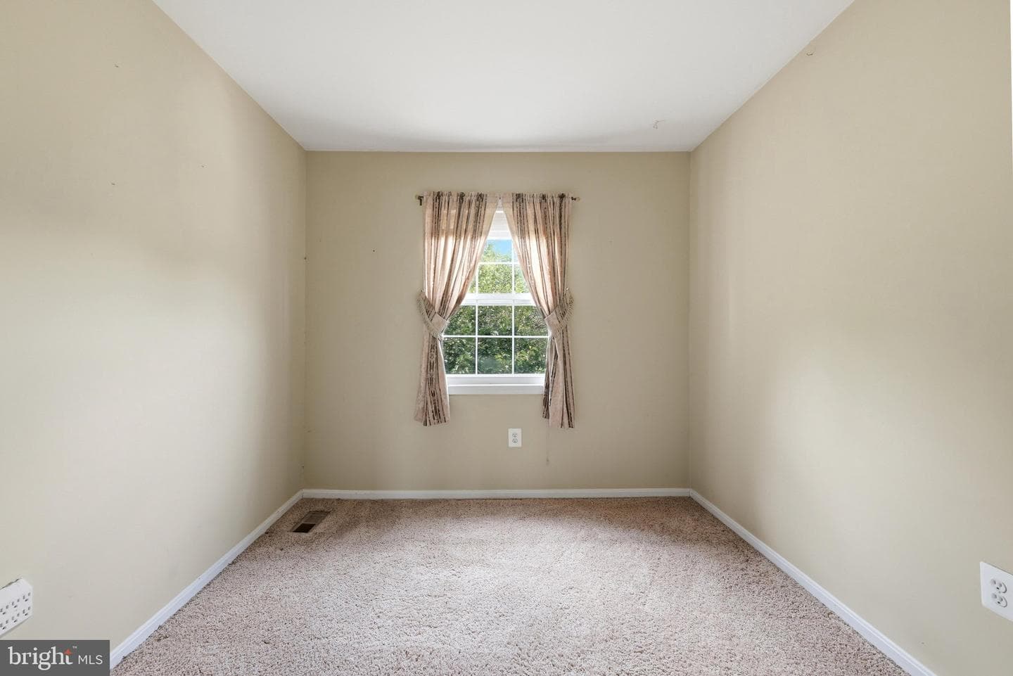 9937 Whitewater Drive photo 24