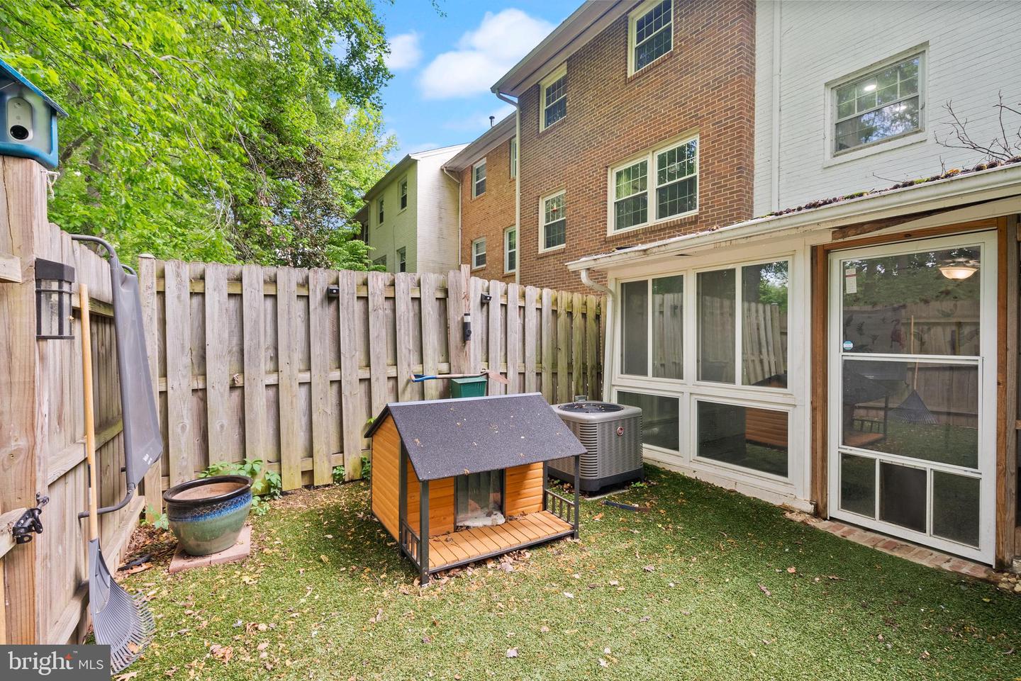 14832 Smethwick Place photo 40