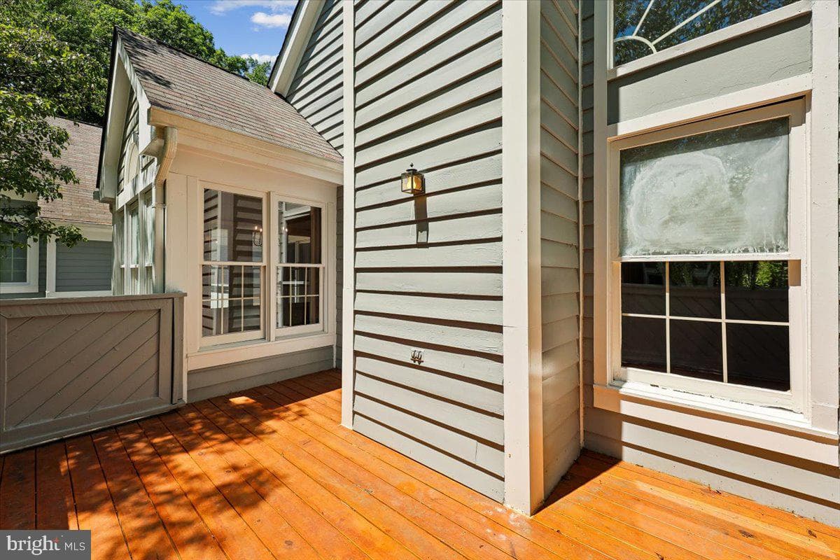 1569 Church Hill Place photo 21