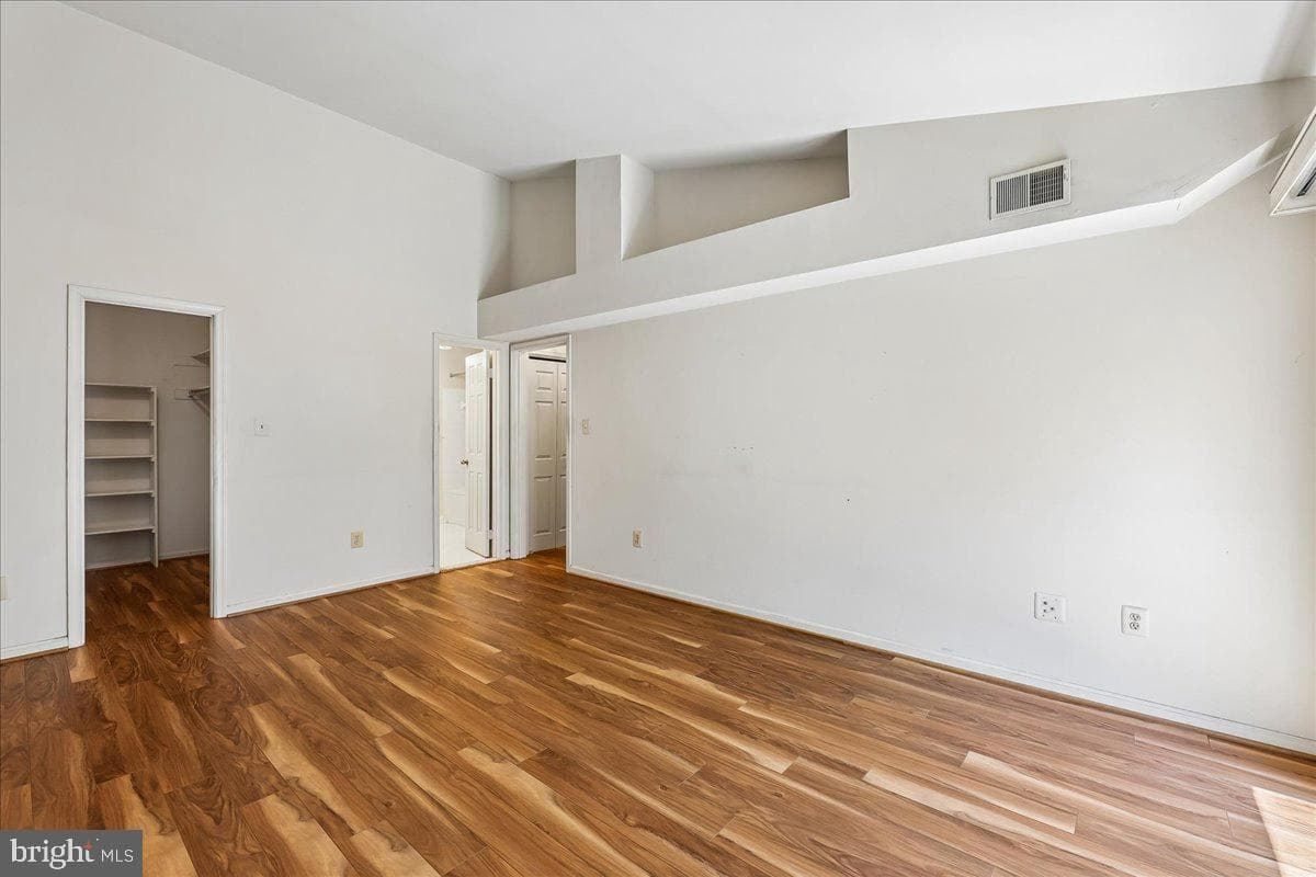 1569 Church Hill Place photo 25
