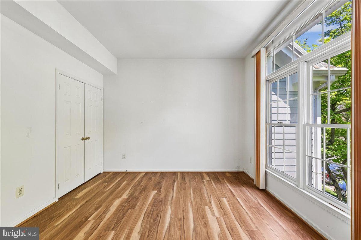 1569 Church Hill Place photo 32