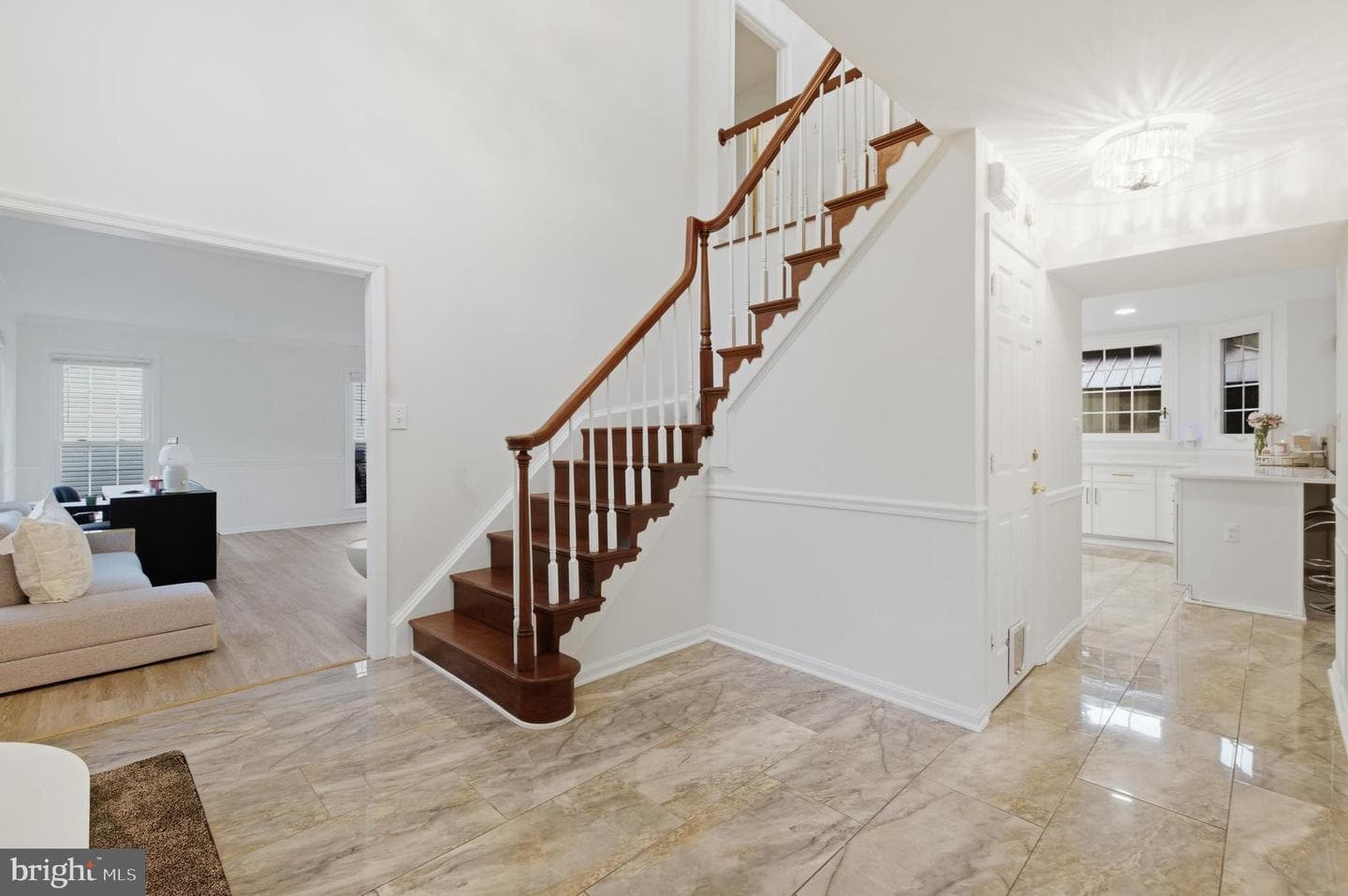 8619 Oak Chase Circle photo 14