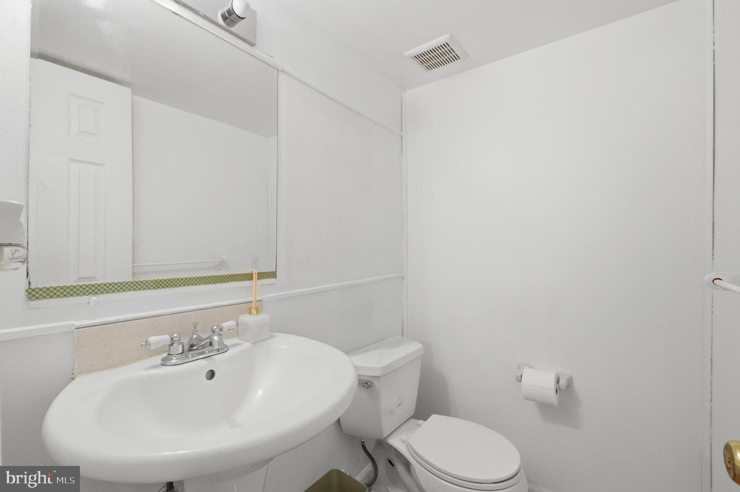 8619 Oak Chase Circle photo 39