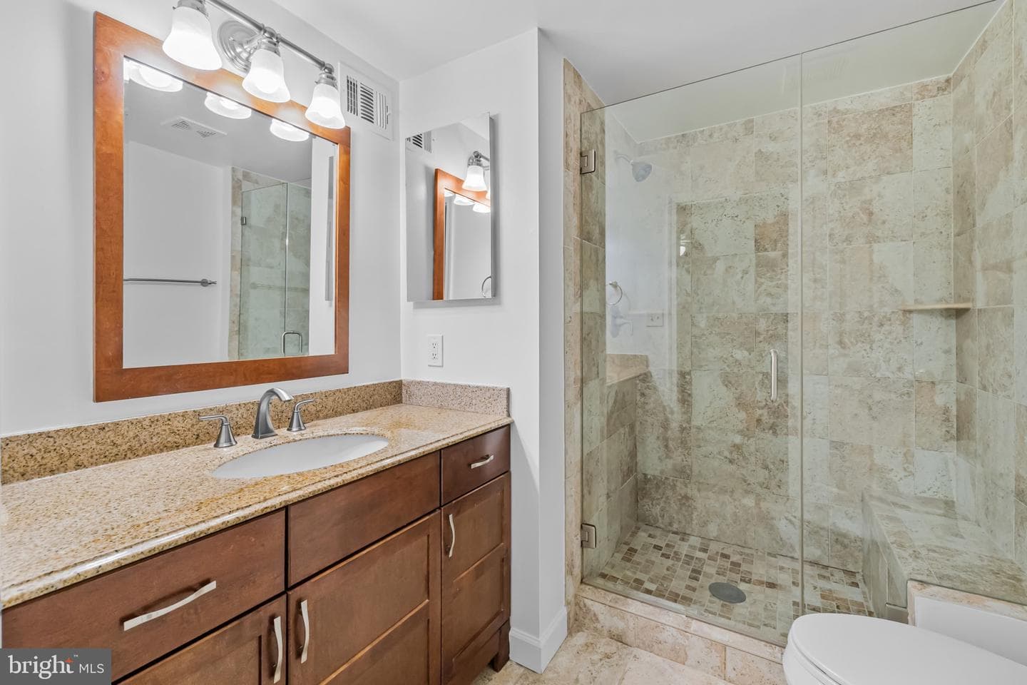 1641 International Drive #412 photo 26