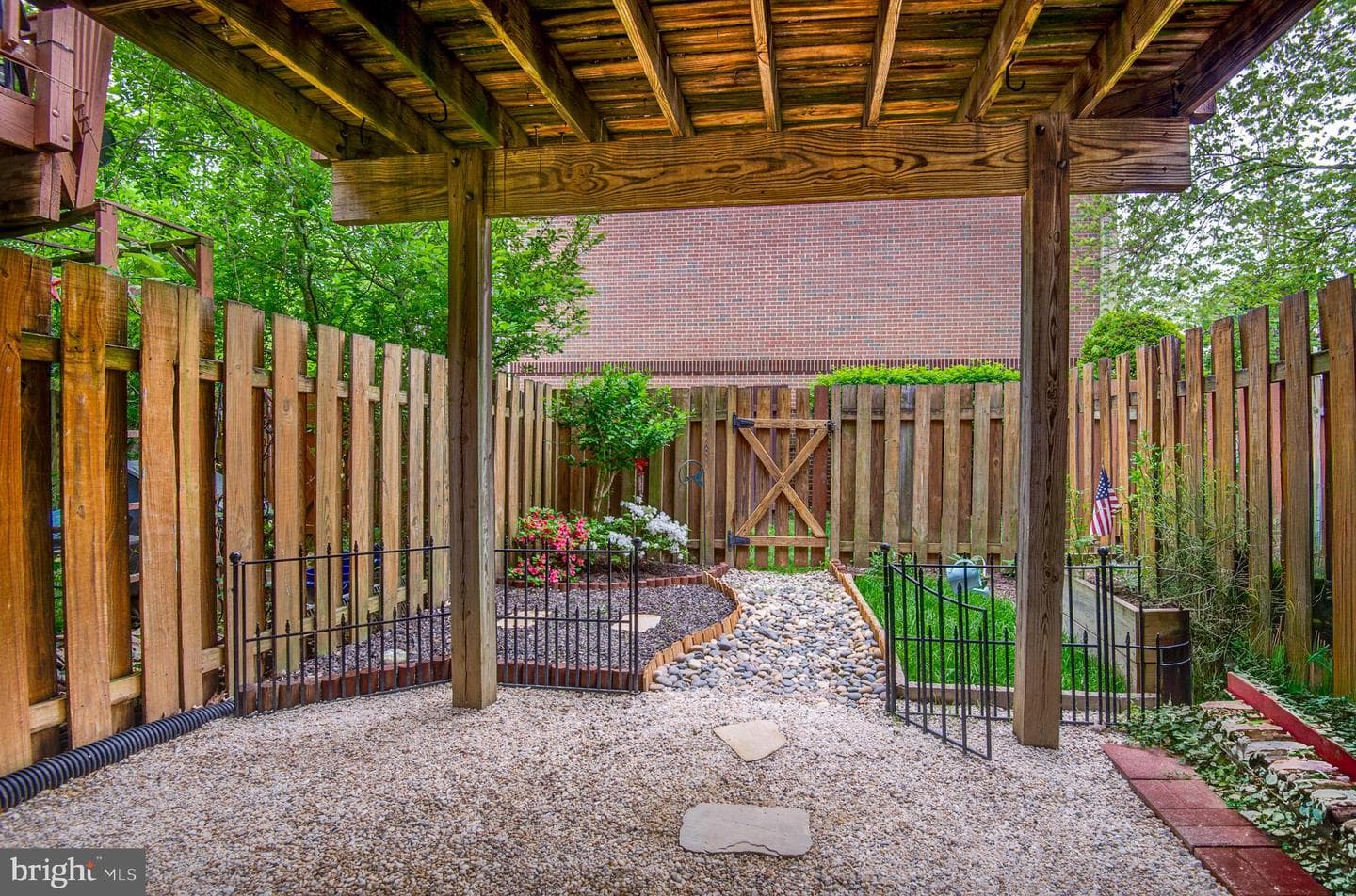 7832 Gum Springs Village Drive photo 39
