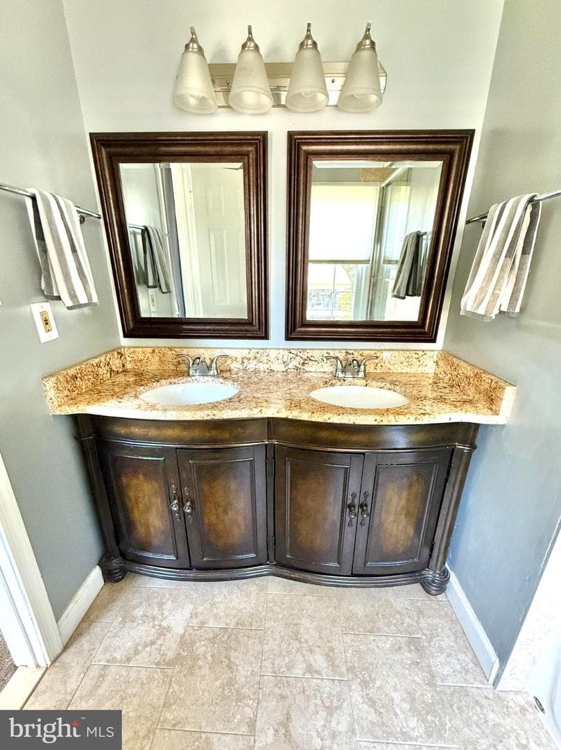 6160 Lucas Pond Court photo 46