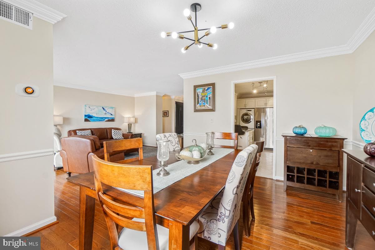 5904 Mount Eagle Drive #516 photo 9