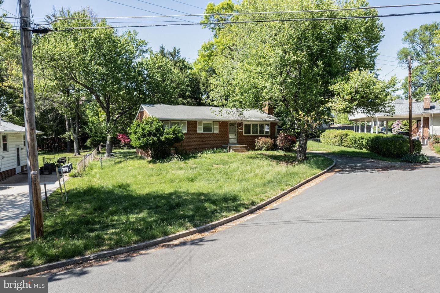 503 Gibson Drive SW photo 3
