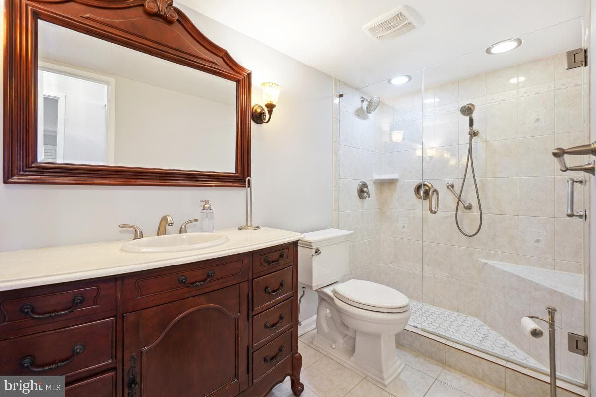 5902 Mount Eagle Drive #1402 photo 25
