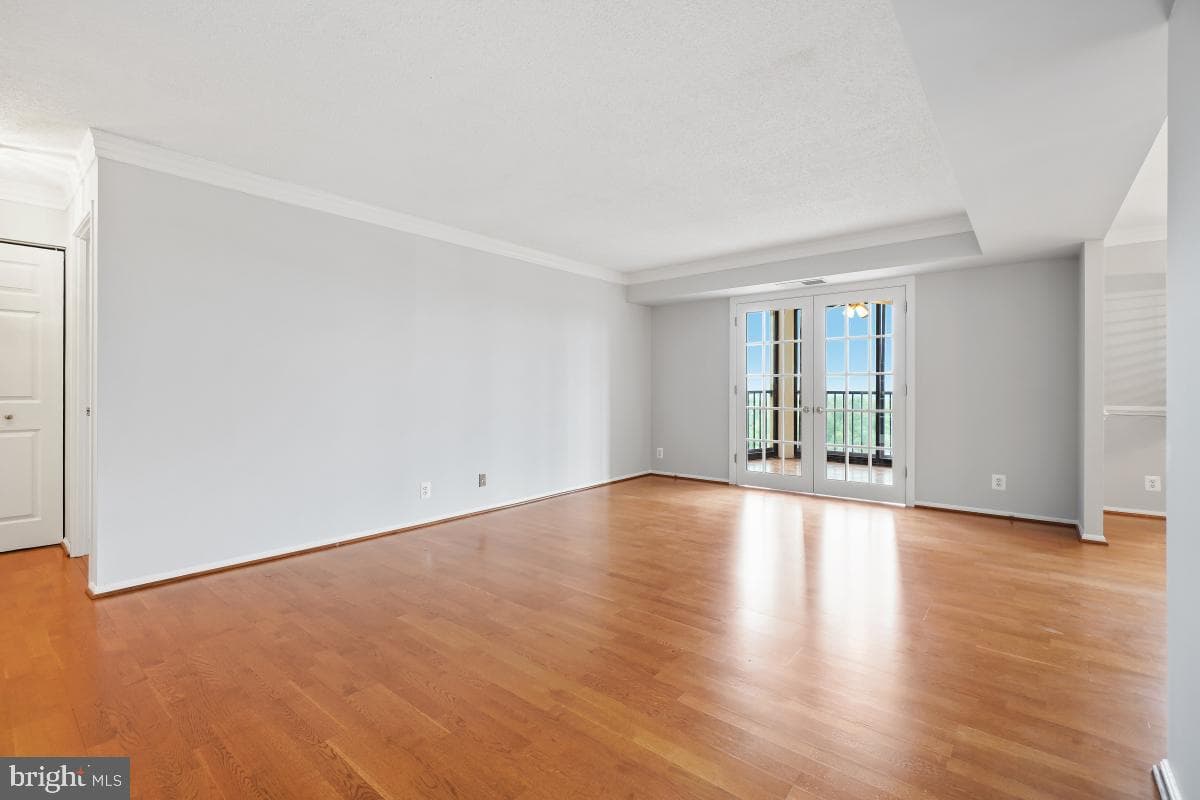 5902 Mount Eagle Drive #1402 photo 4