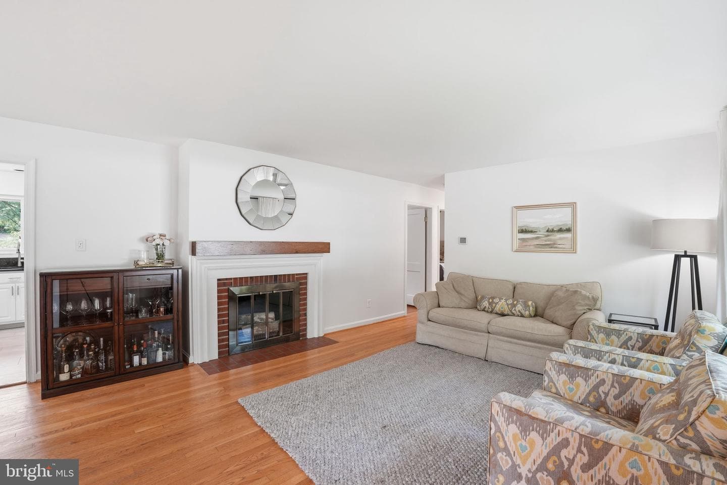 7914 Bainbridge Road photo 6