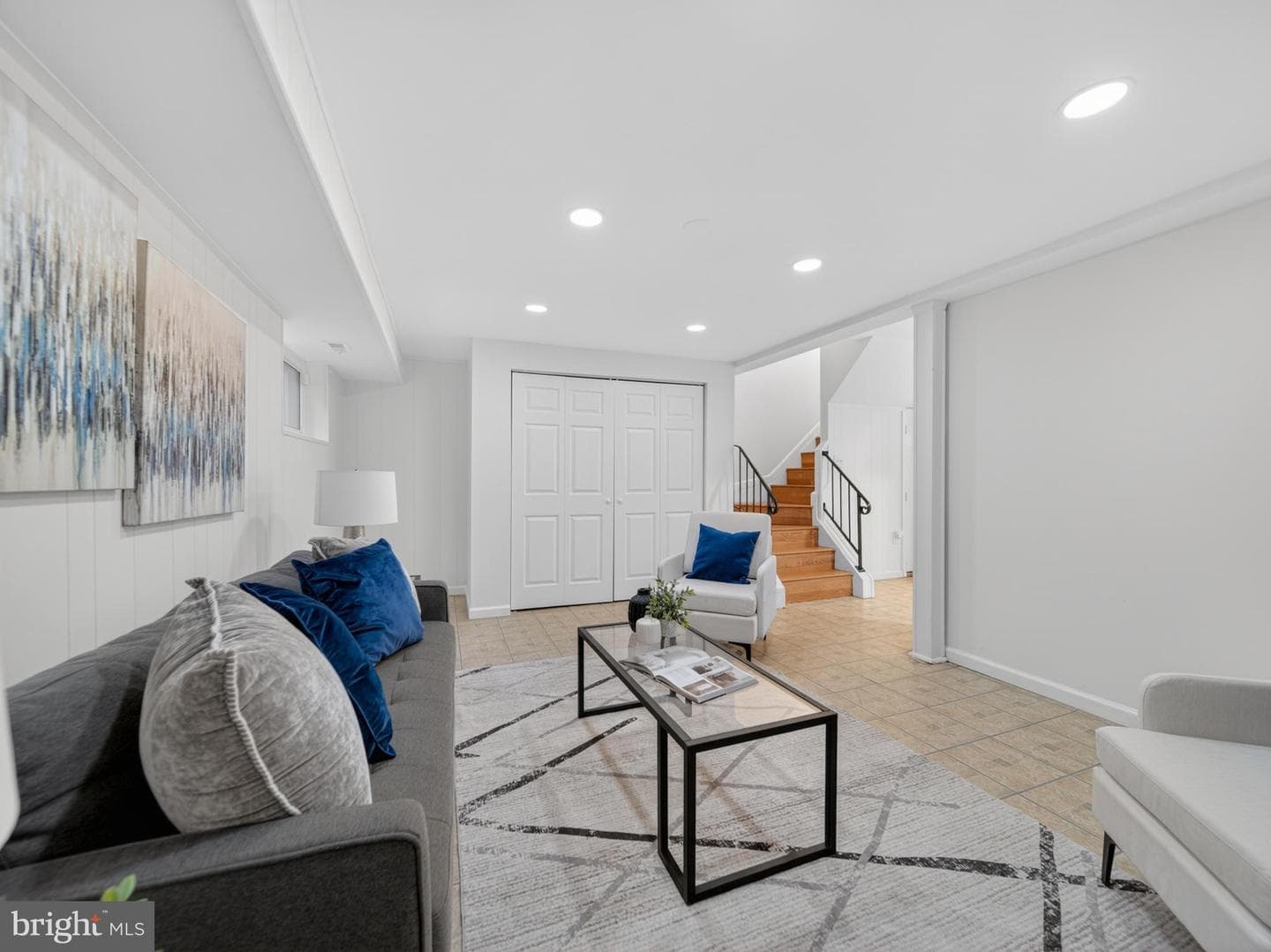7417 Whernside Street photo 36