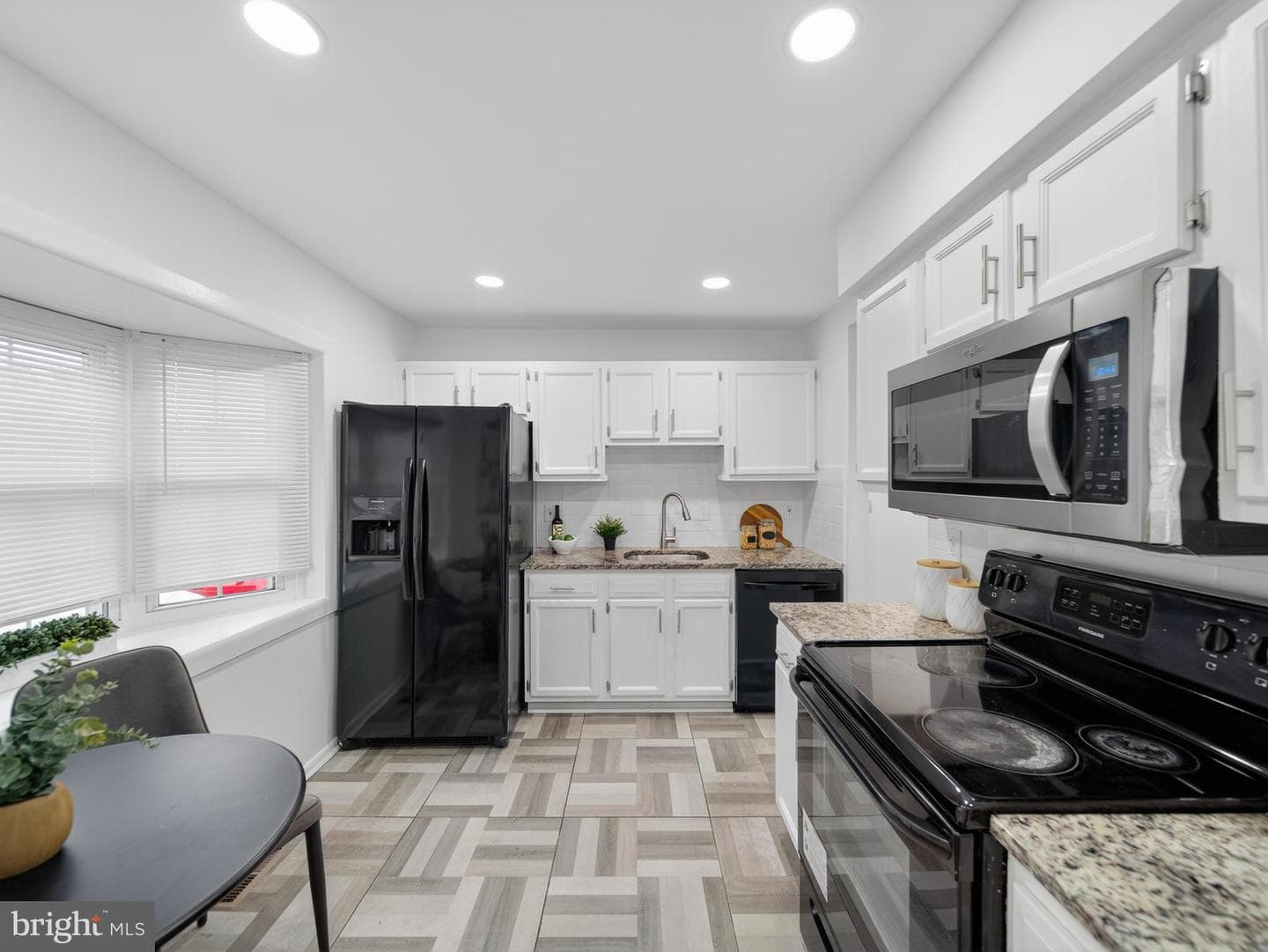 7417 Whernside Street photo 5