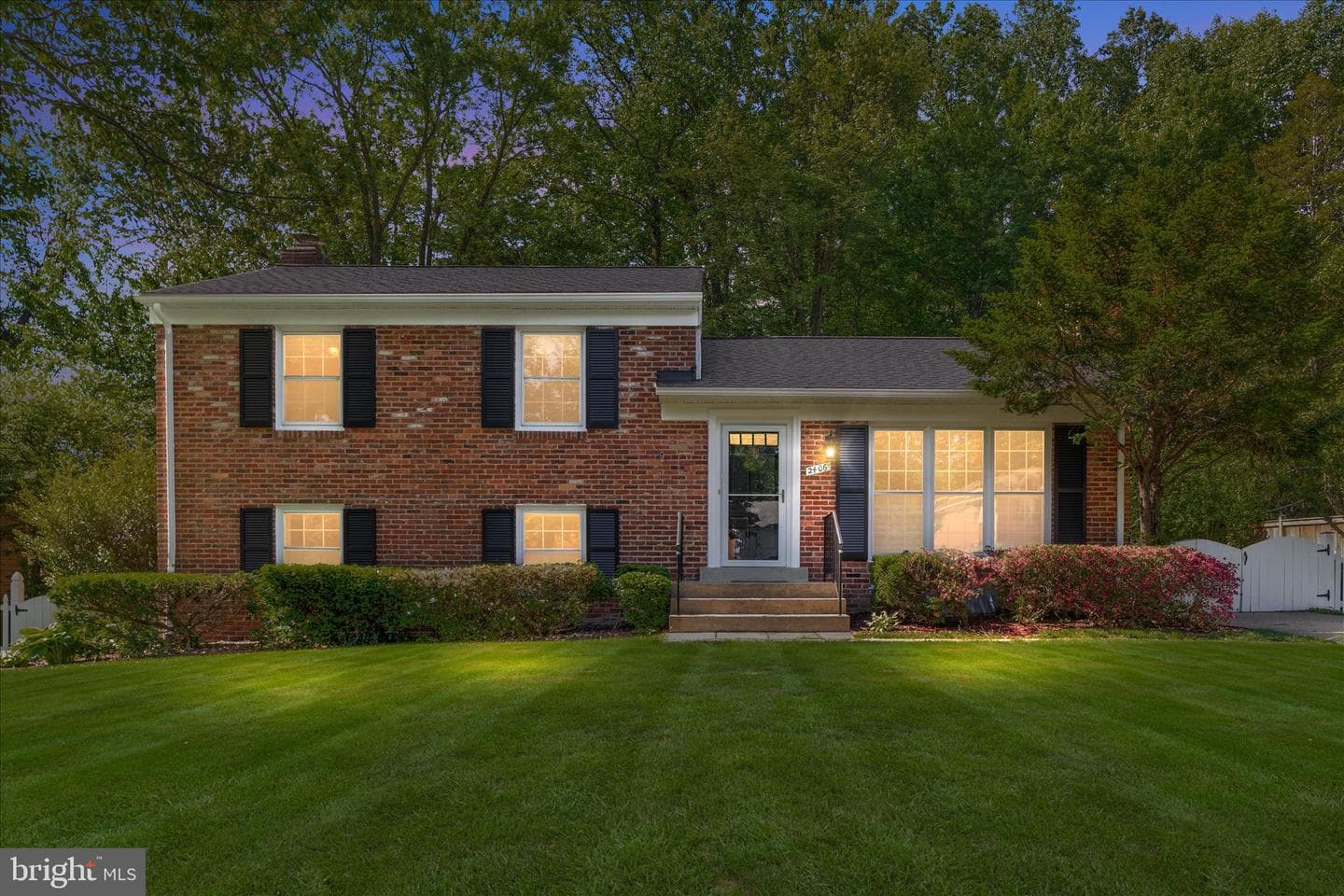 2406 Claremont Drive photo 1