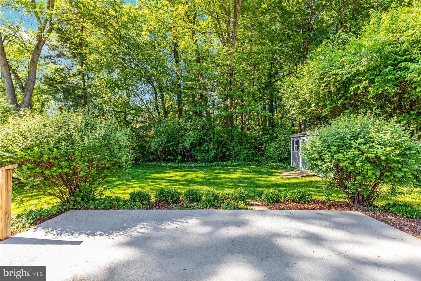 2406 Claremont Drive photo 34