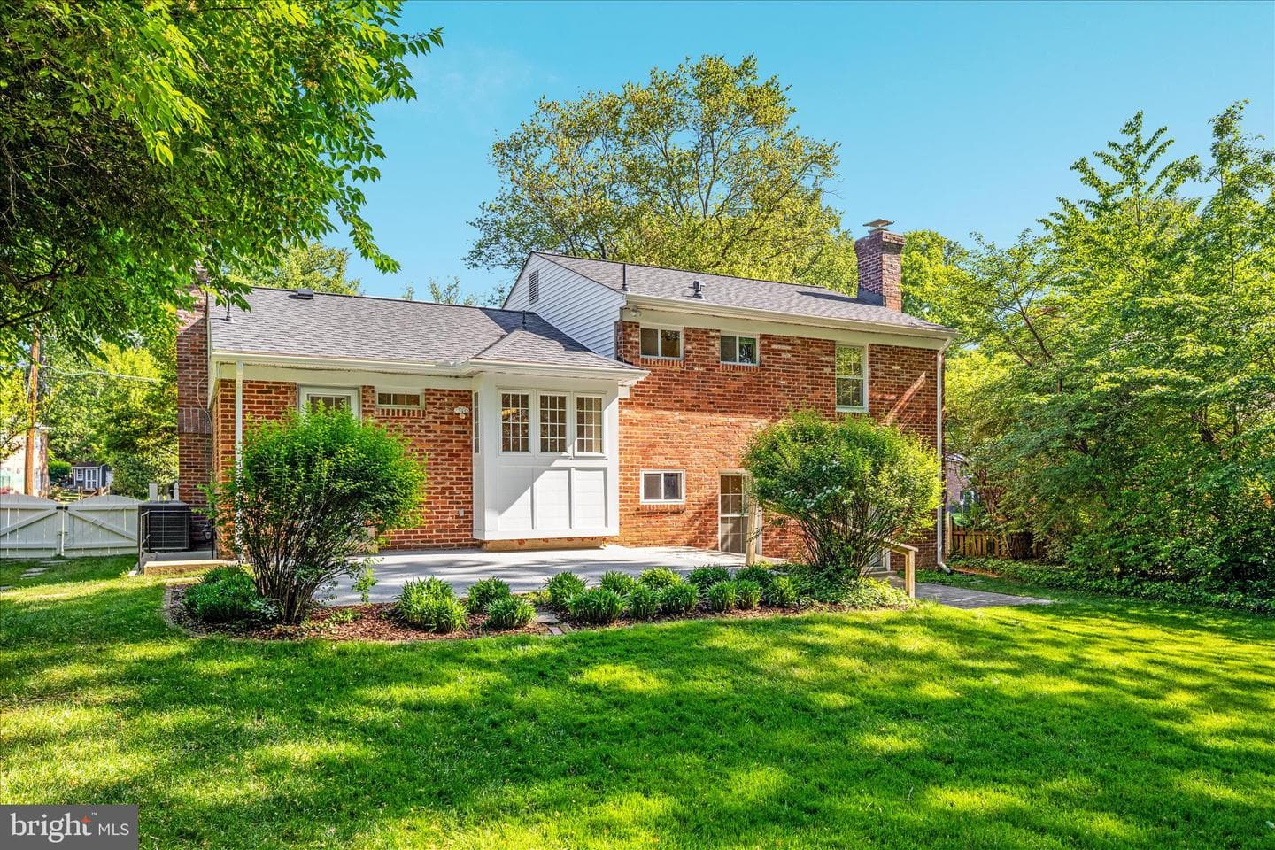 2406 Claremont Drive photo 39