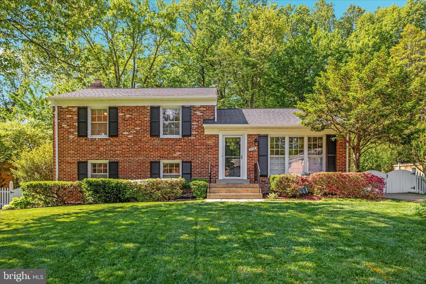2406 Claremont Drive photo 40