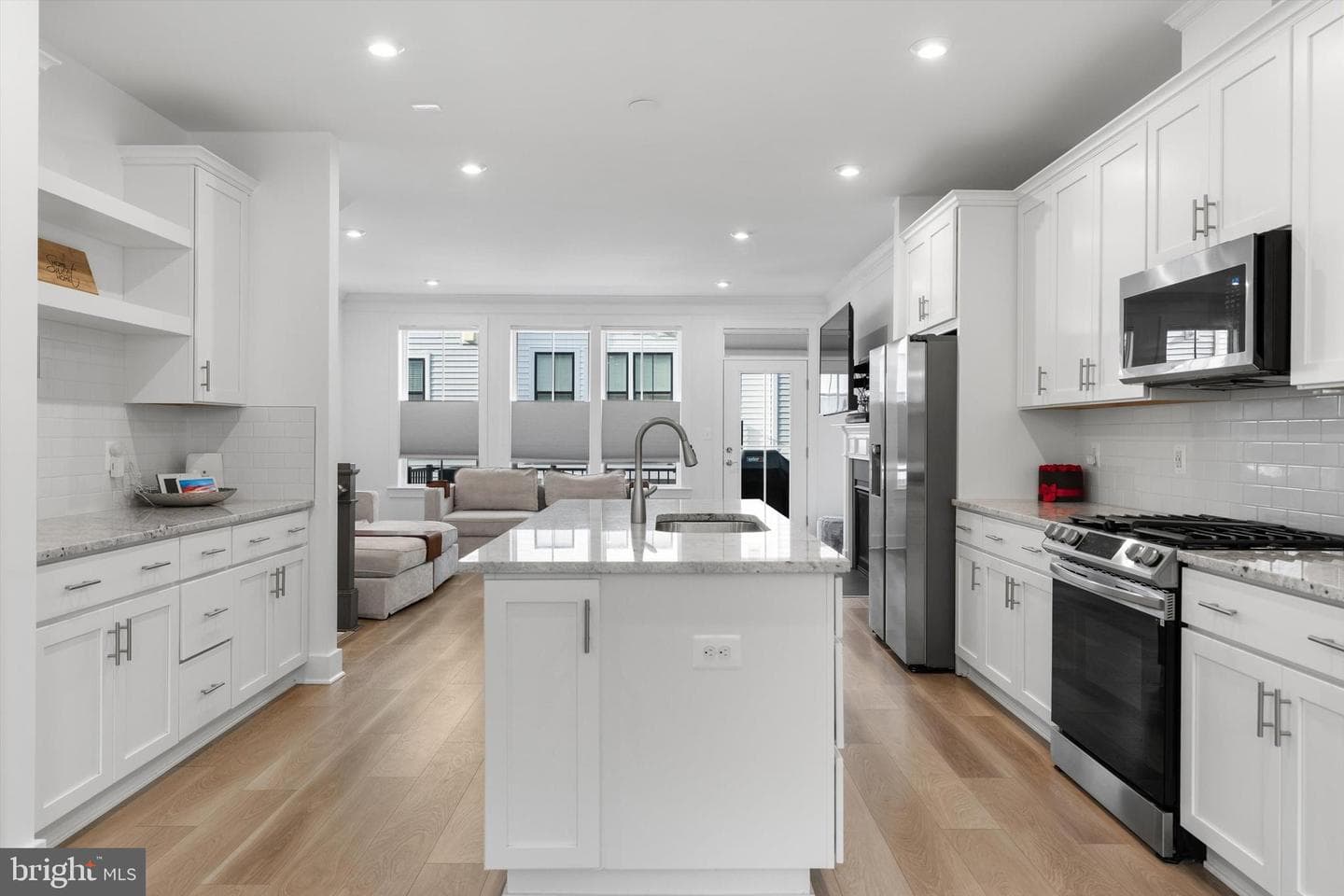 7413 Rocky Creek Terrace photo 4
