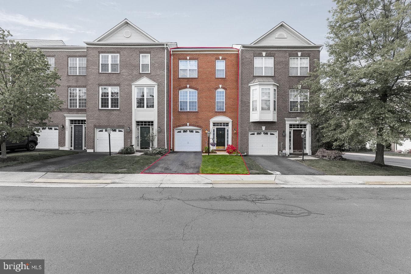 12957 Wood Crescent Circle, Herndon