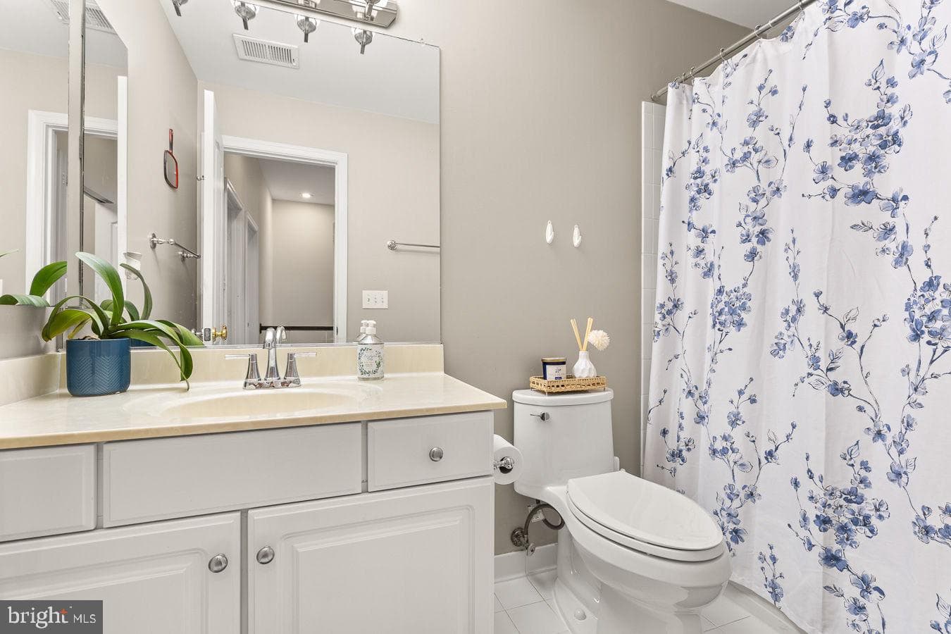 12957 Wood Crescent Circle photo 35