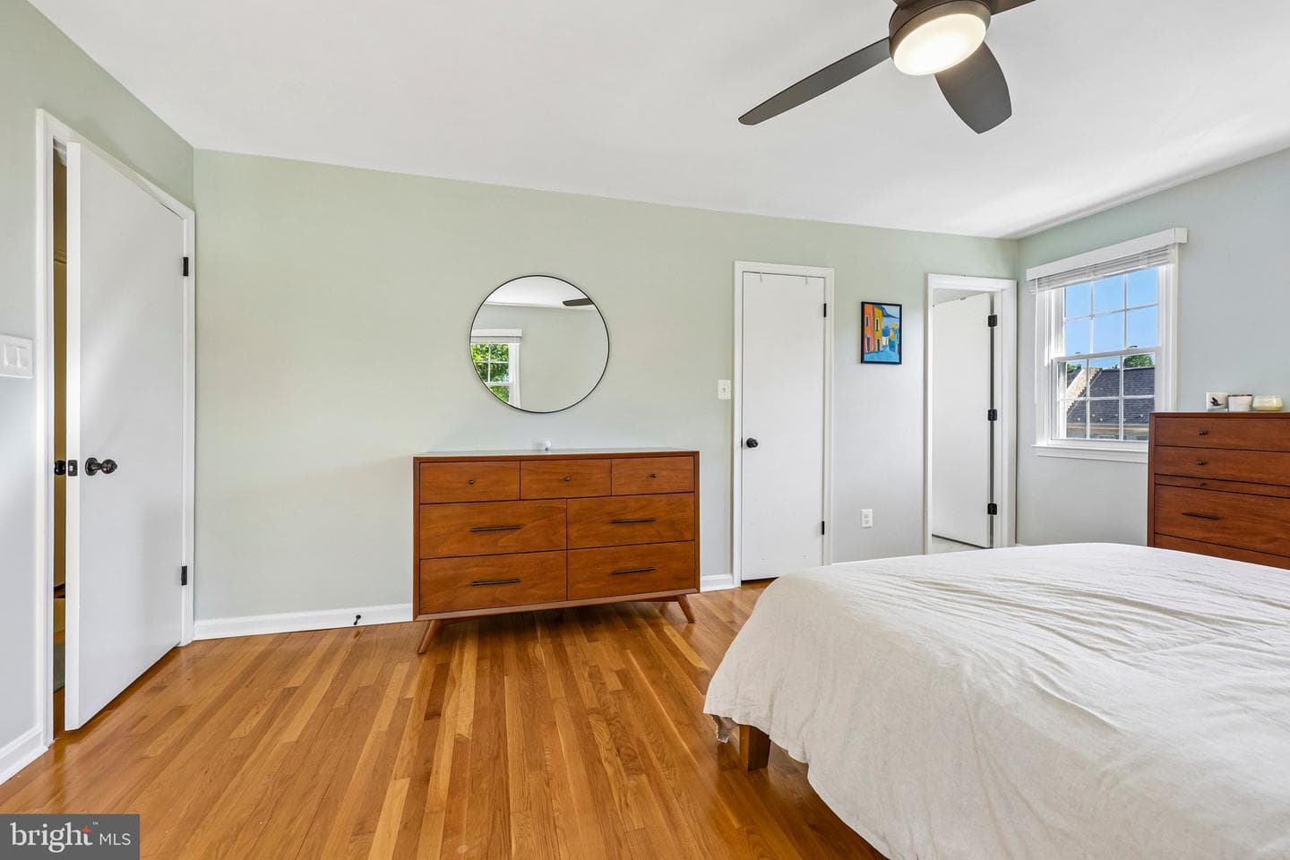 7438 Hallcrest Drive photo 23