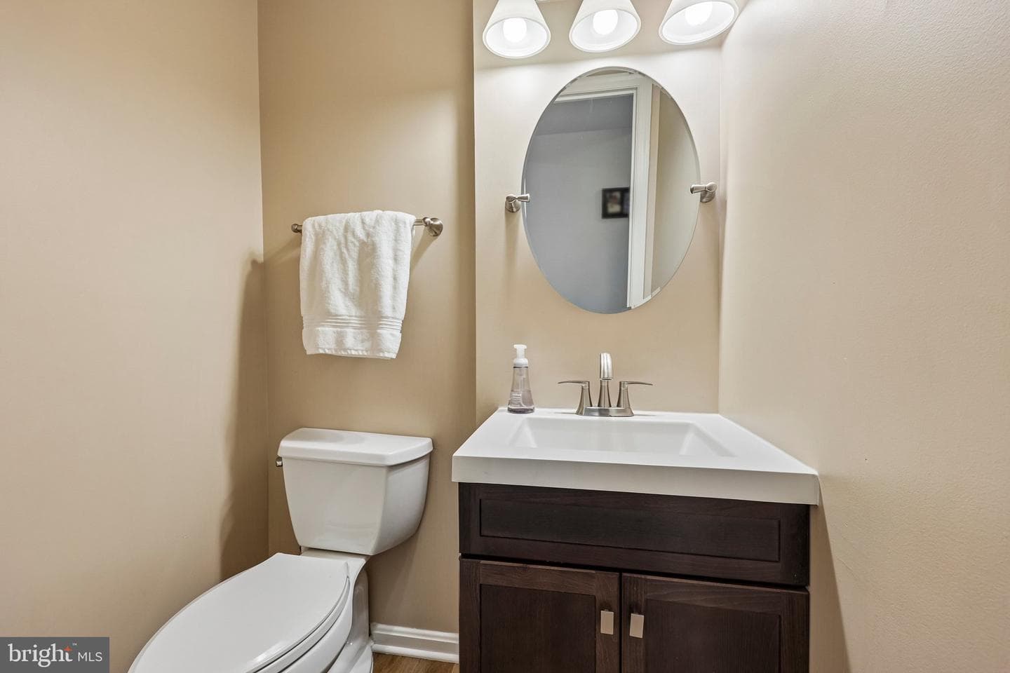 7438 Hallcrest Drive photo 35