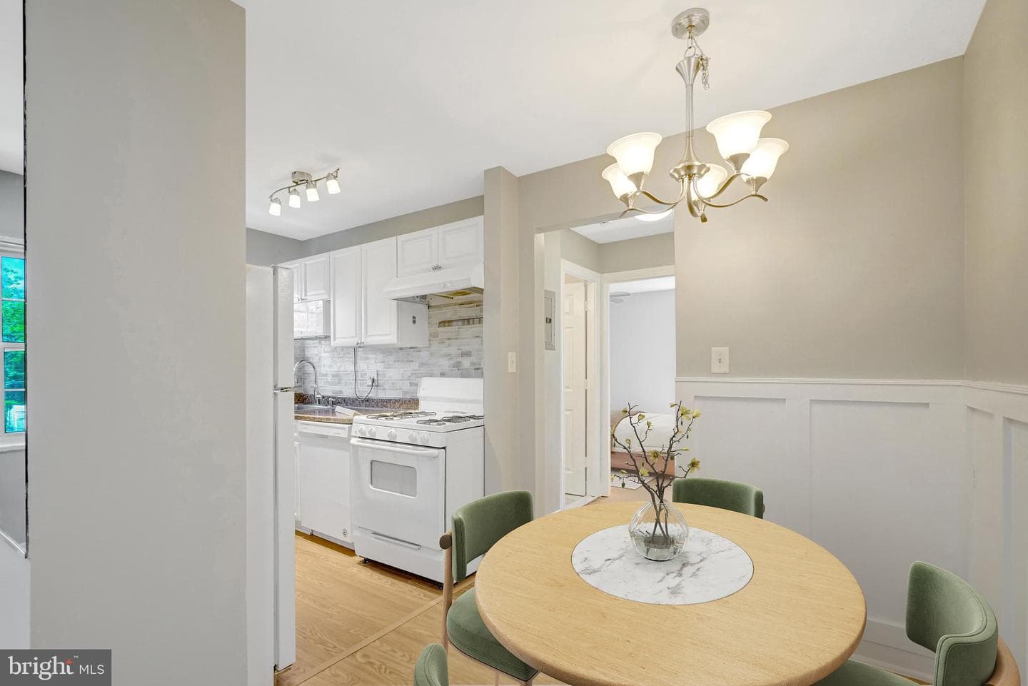 2241 Farrington Avenue #201 photo 19