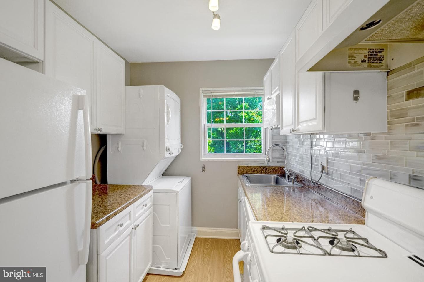 2241 Farrington Avenue #201 photo 20