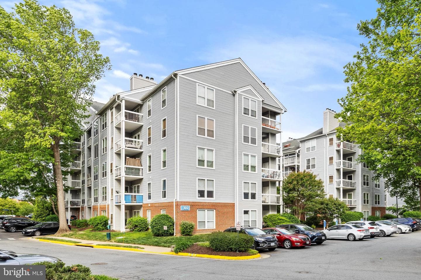 3175 Summit Square Drive #5-E12, Oakton