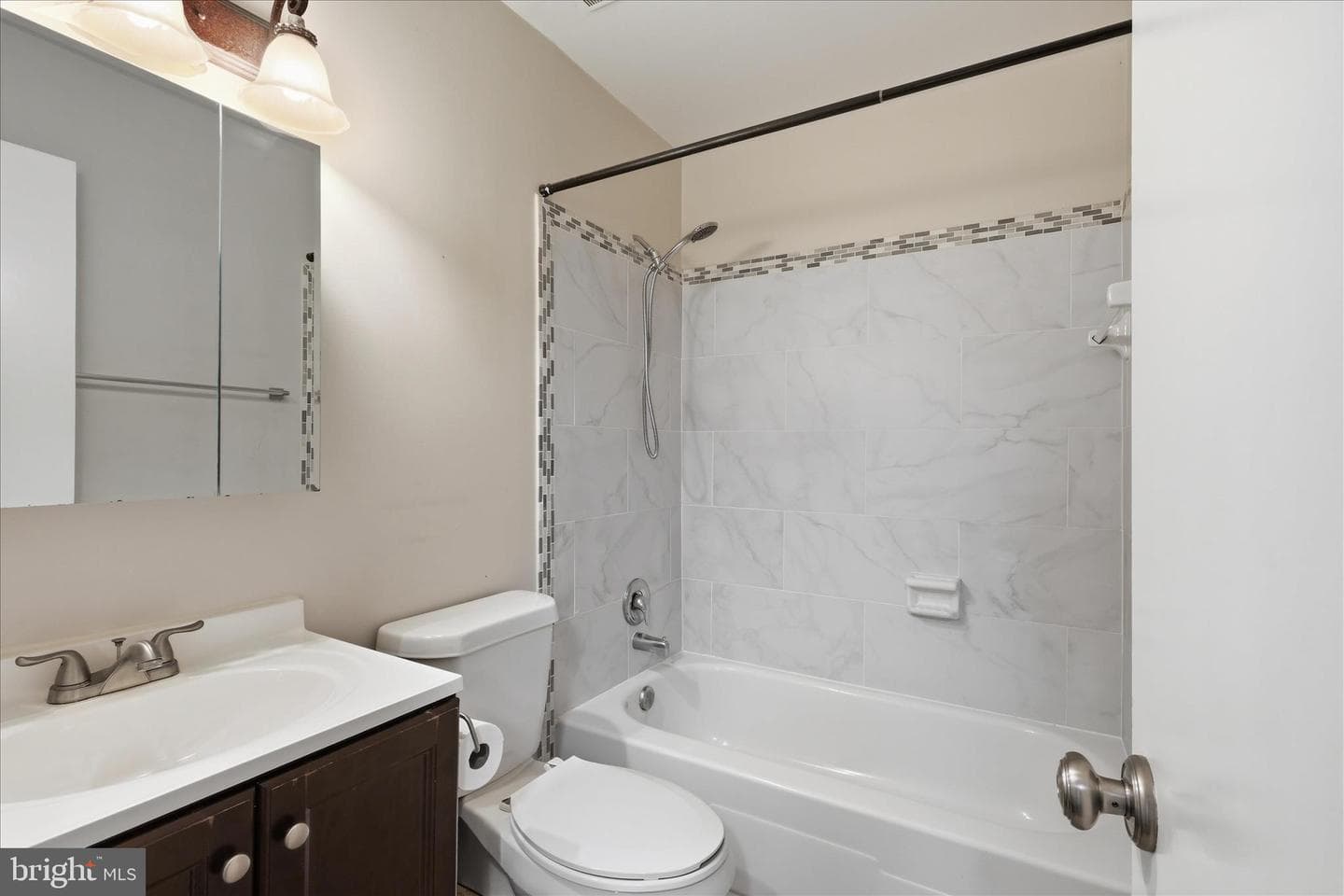1637 Parkcrest Circle #8e/300 photo 11