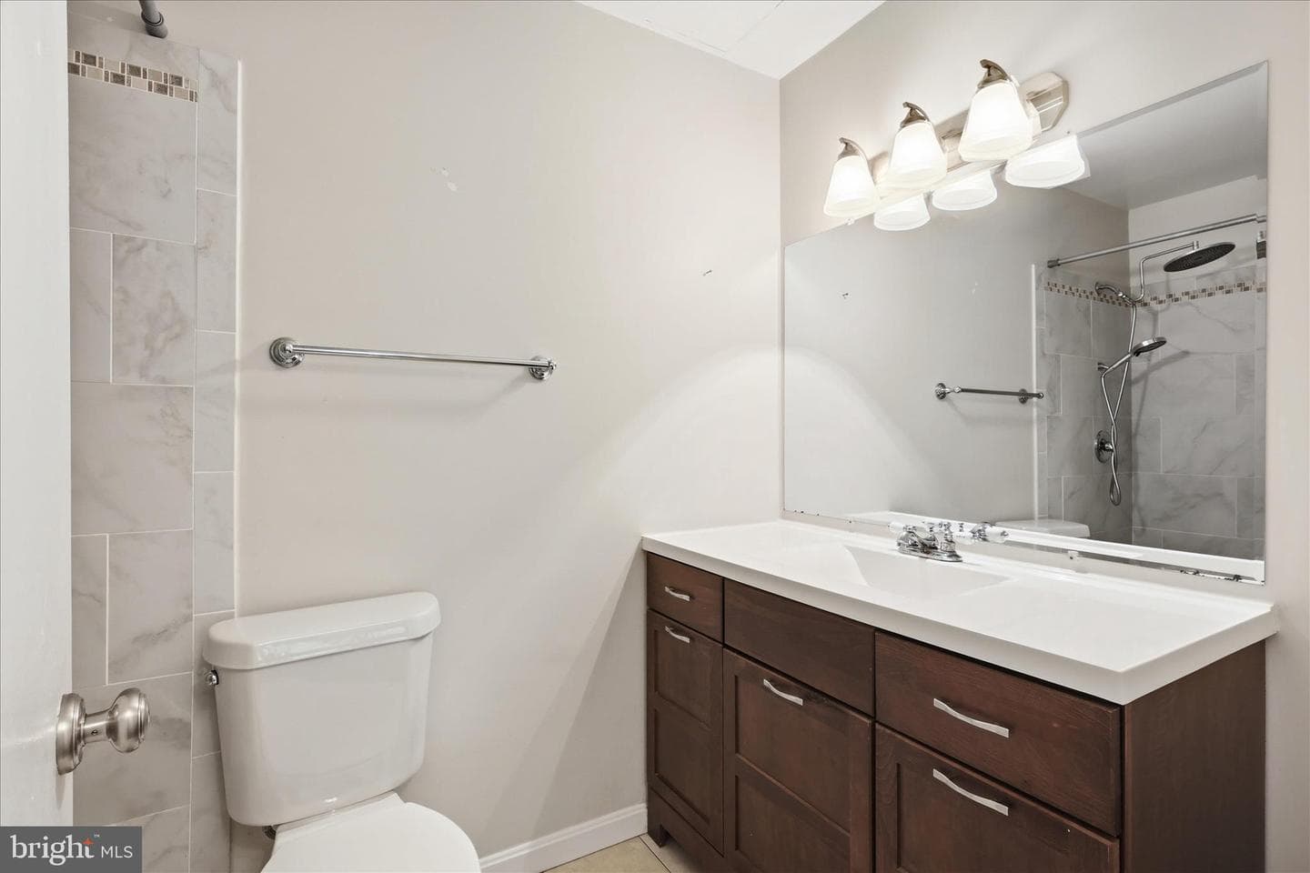 1637 Parkcrest Circle #8e/300 photo 9