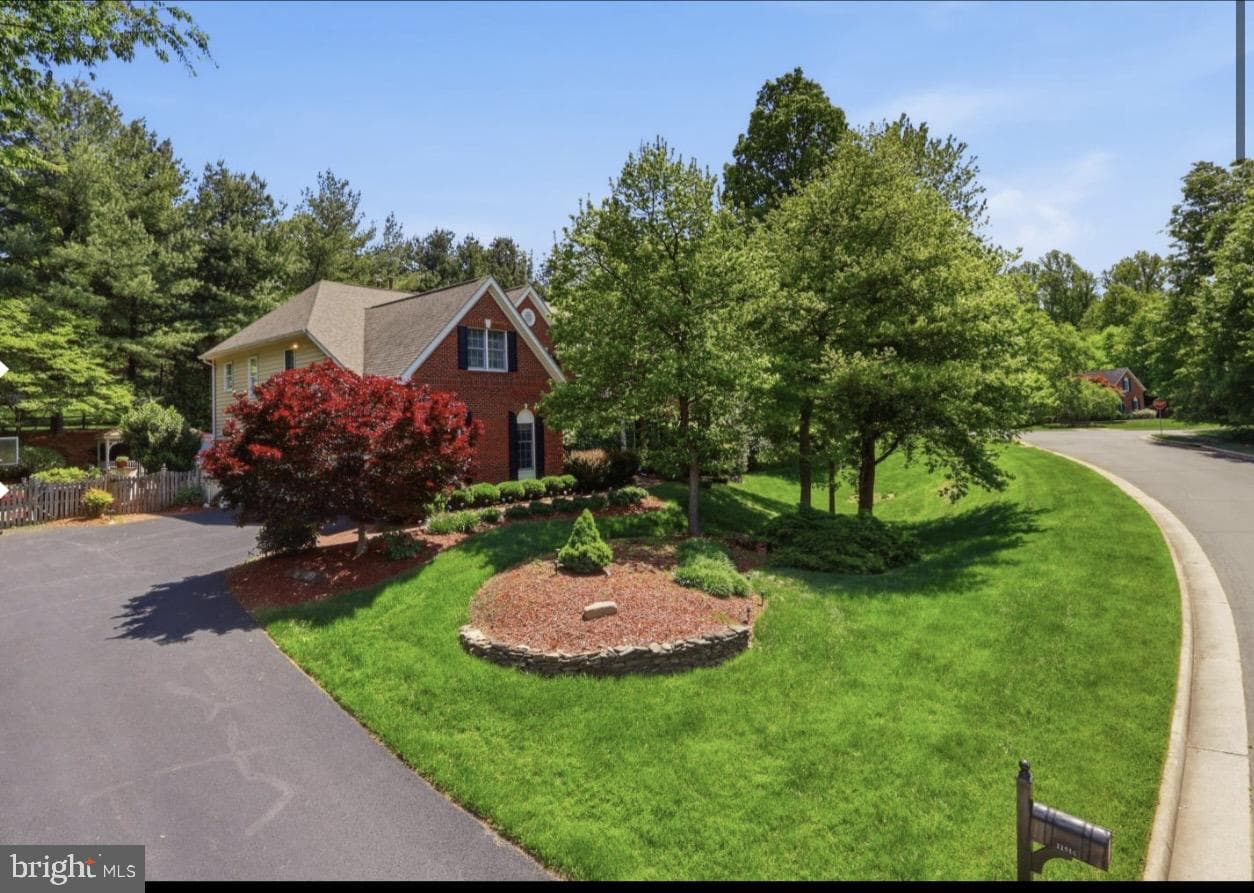 11514 Seneca Woods Court photo 5