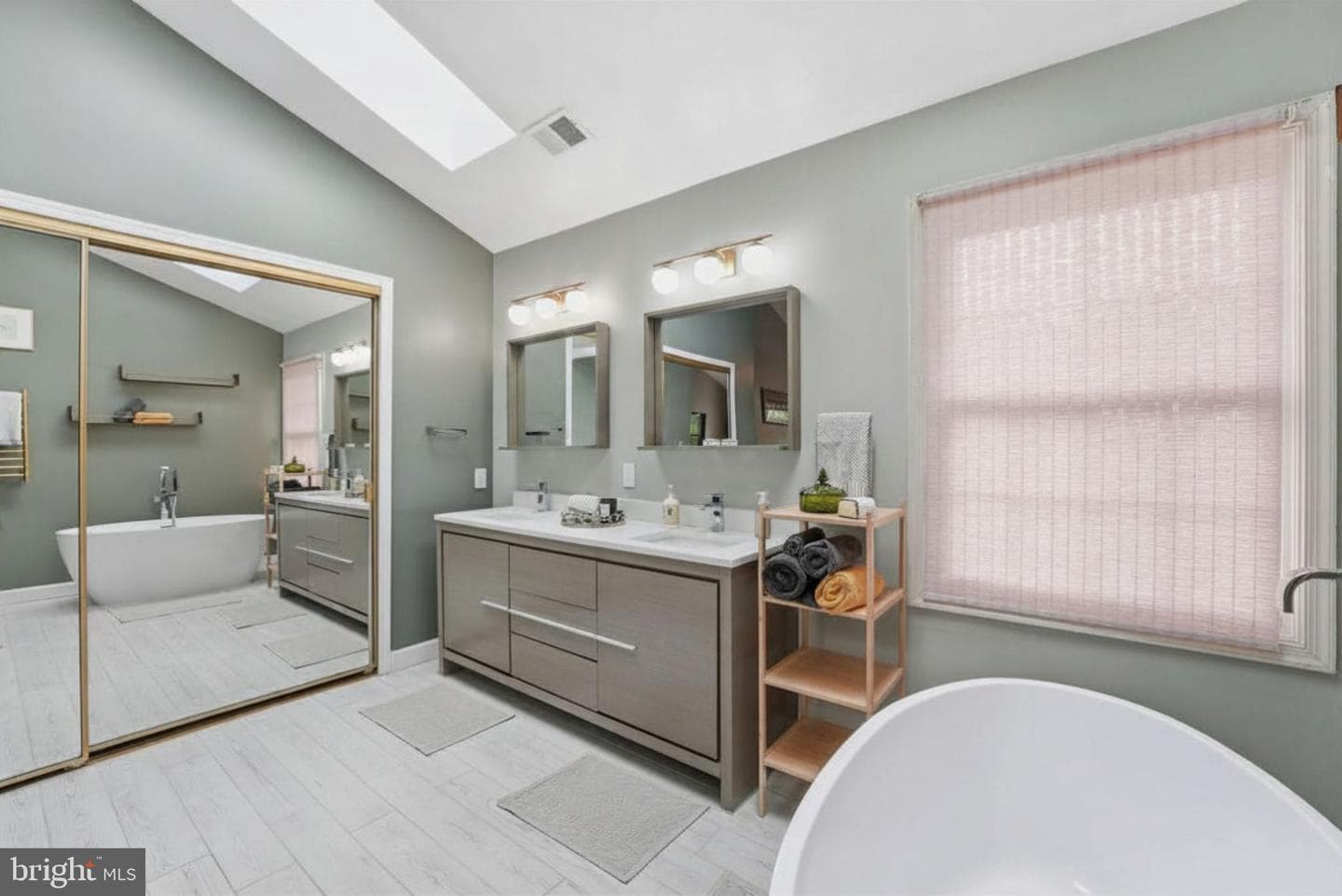 6565 Palisades Drive photo 23