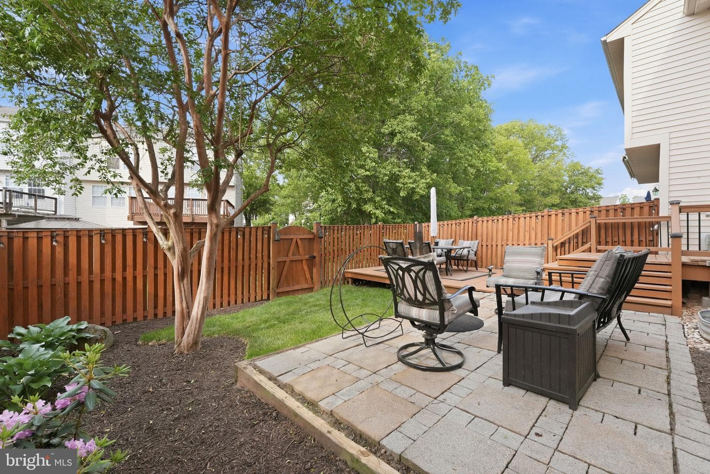 6565 Palisades Drive photo 36