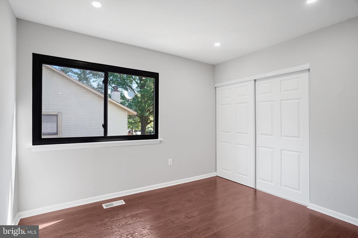 5693 Summer Oak Way photo 28