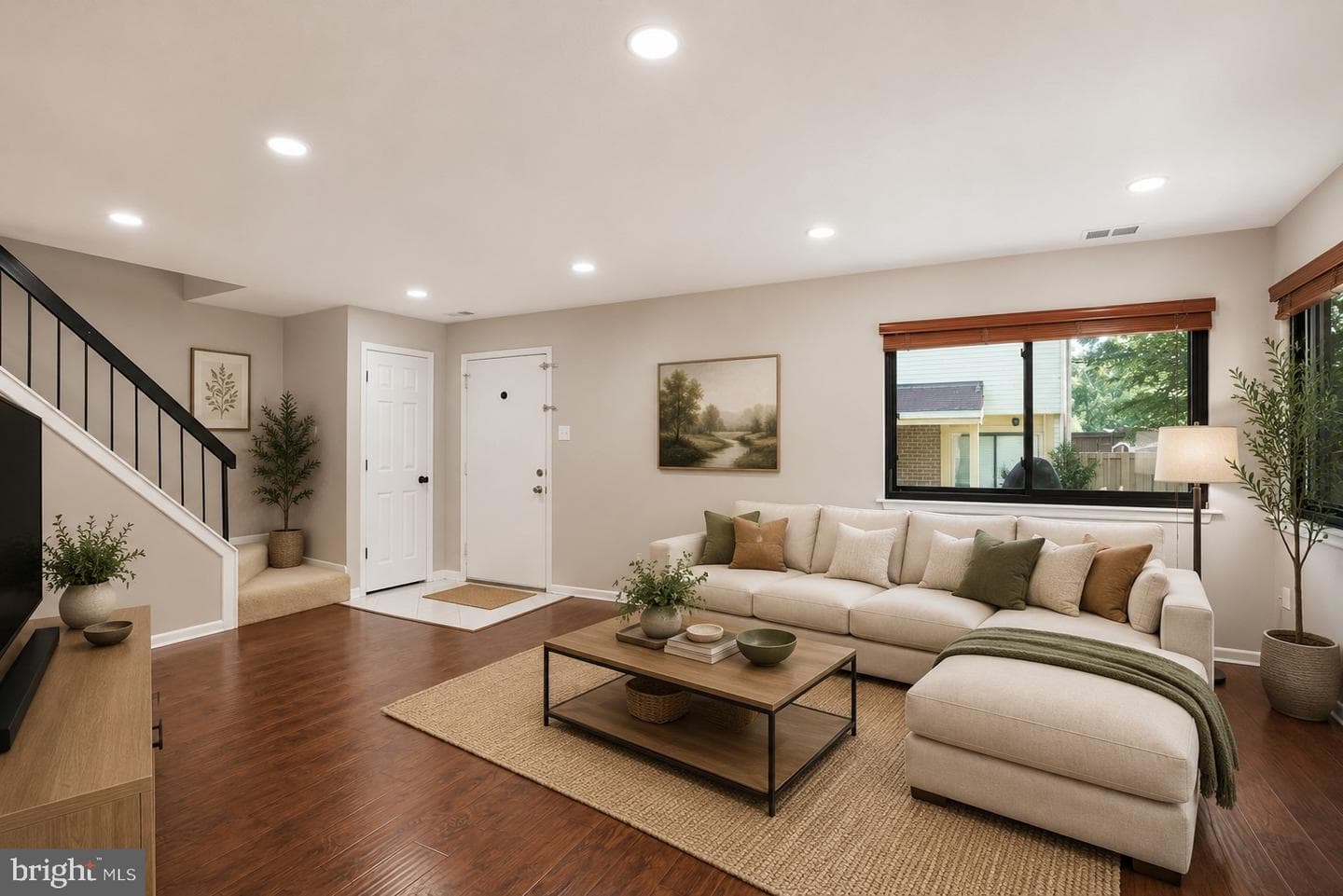 5693 Summer Oak Way photo 9