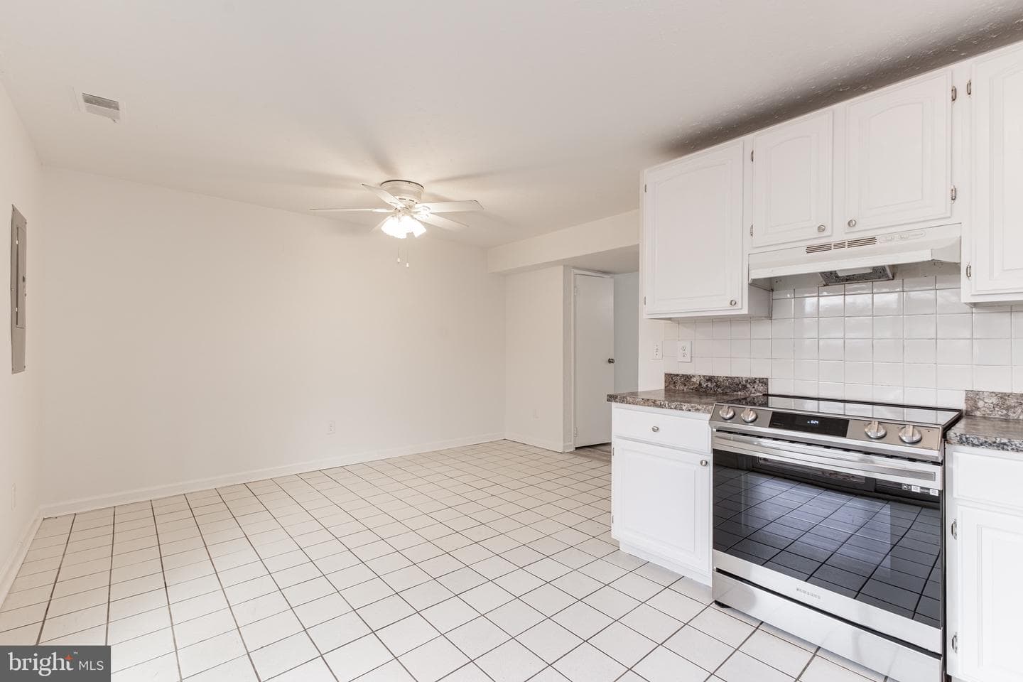 1183 Autumnhaze Court photo 10