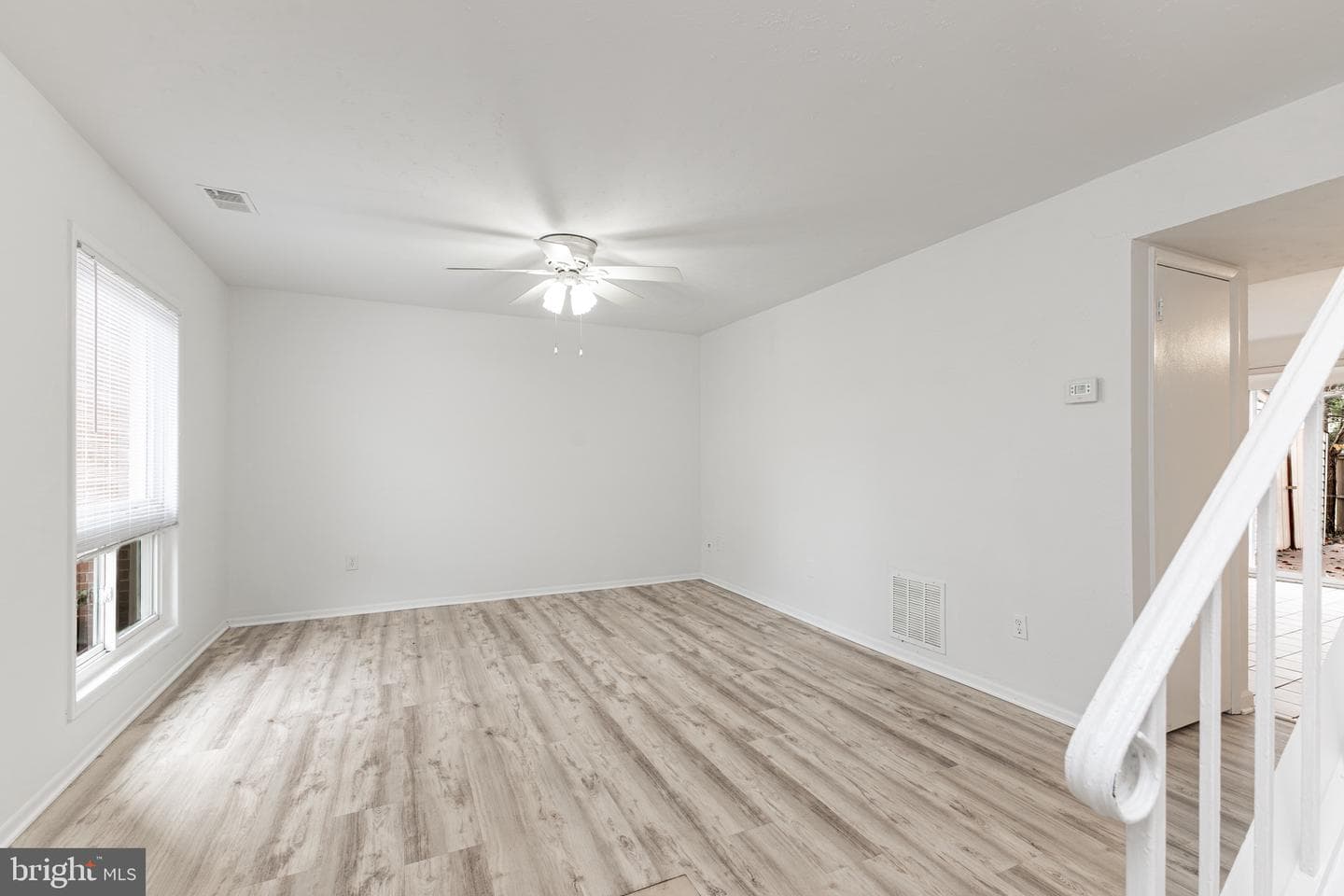 1183 Autumnhaze Court, Herndon